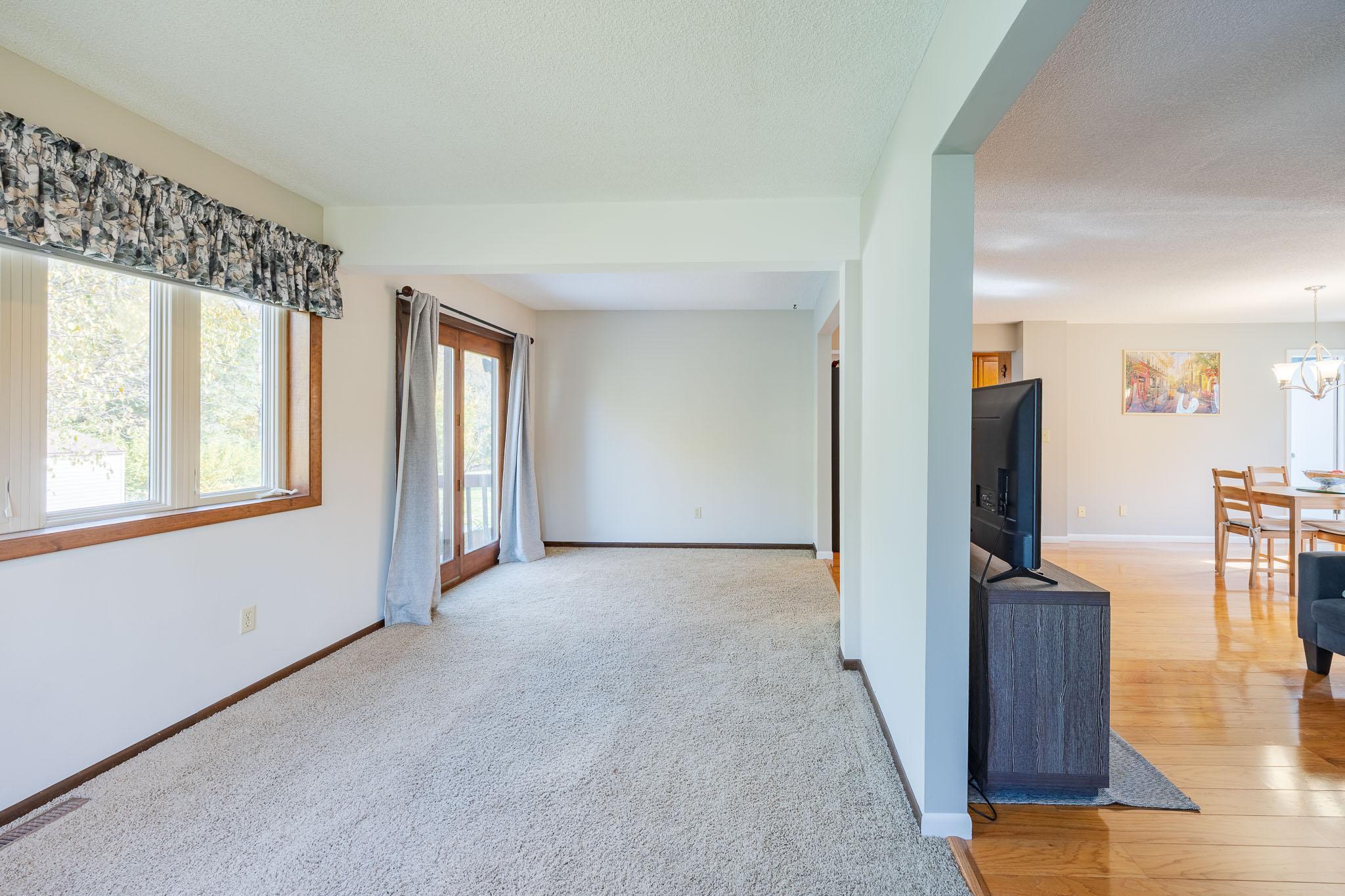 View of Residential at 2237 Bronson Drive, Mounds View MN 55112, Mounds View (10 of 40) - Mike Wilen | Minnesota Team Real Estate
