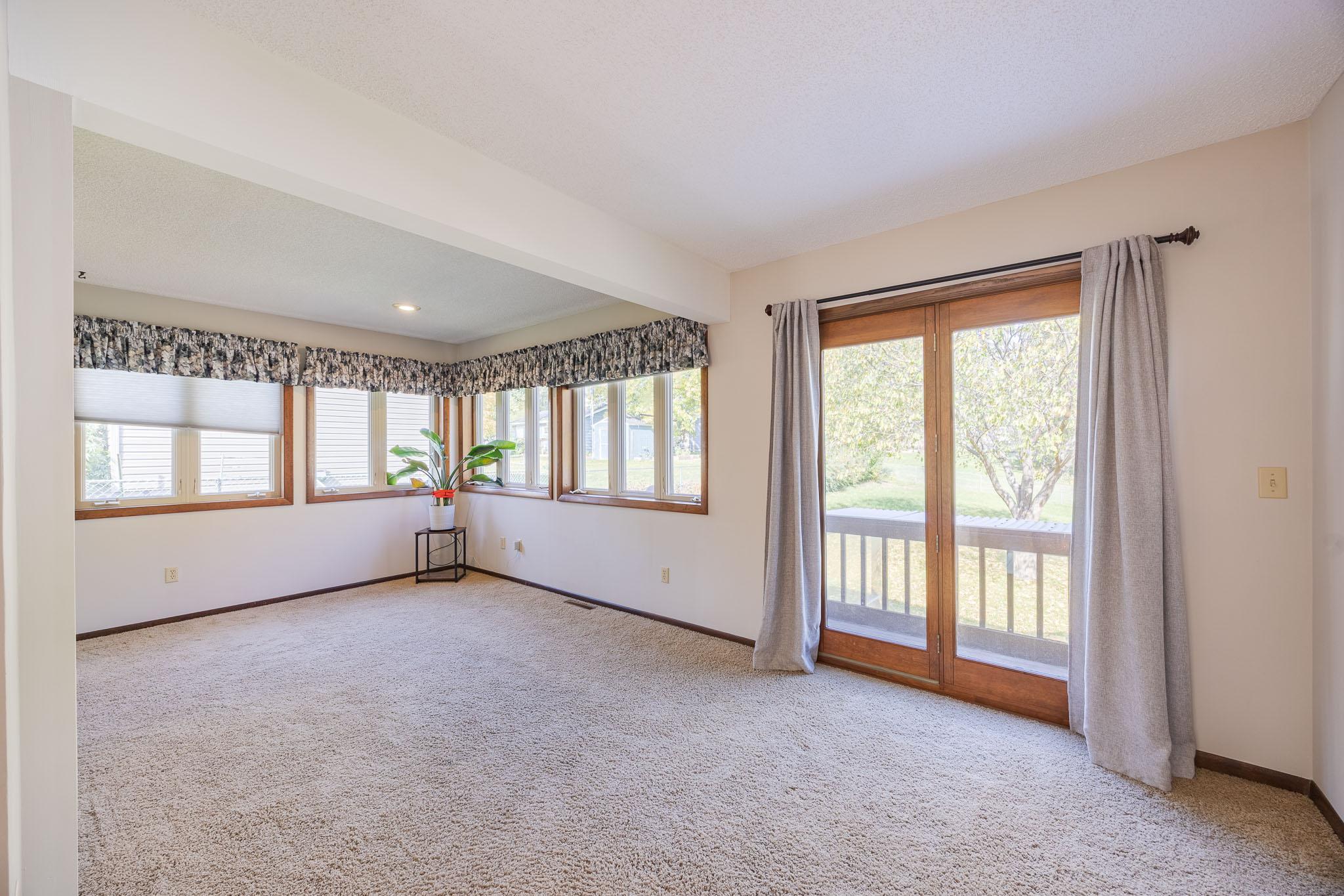 View of Residential at 2237 Bronson Drive, Mounds View MN 55112, Mounds View (8 of 40) - Mike Wilen | Minnesota Team Real Estate