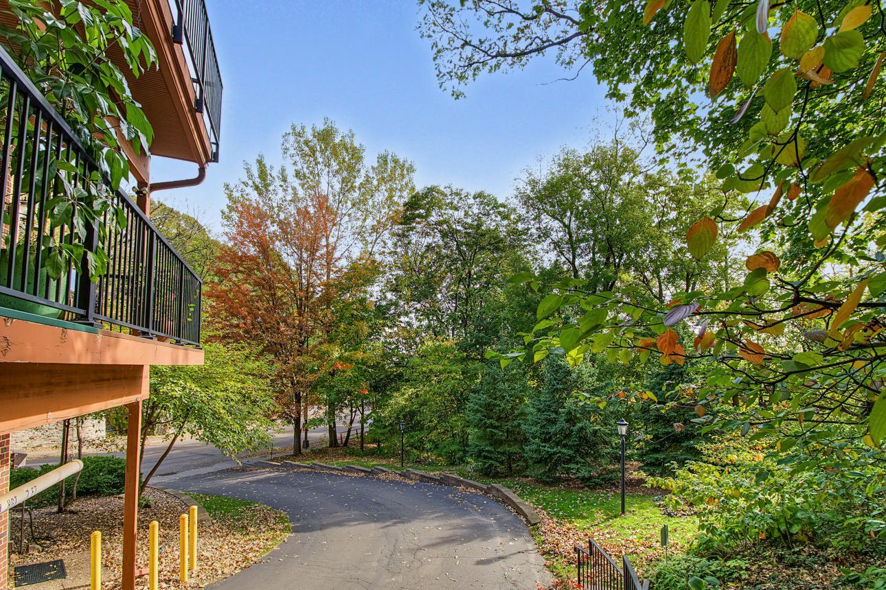View of Residential at 510 Grand Avenue #101, Saint Paul MN 55102, Saint Paul (47 of 49) - Mike Wilen | Minnesota Team Real Estate