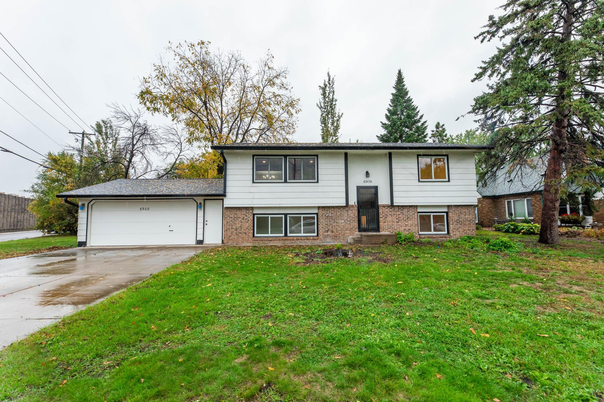 View of Residential at 6908 64th Avenue, Brooklyn Park MN 55428, Brooklyn Park (2 of 25) - Mike Wilen | Minnesota Team Real Estate