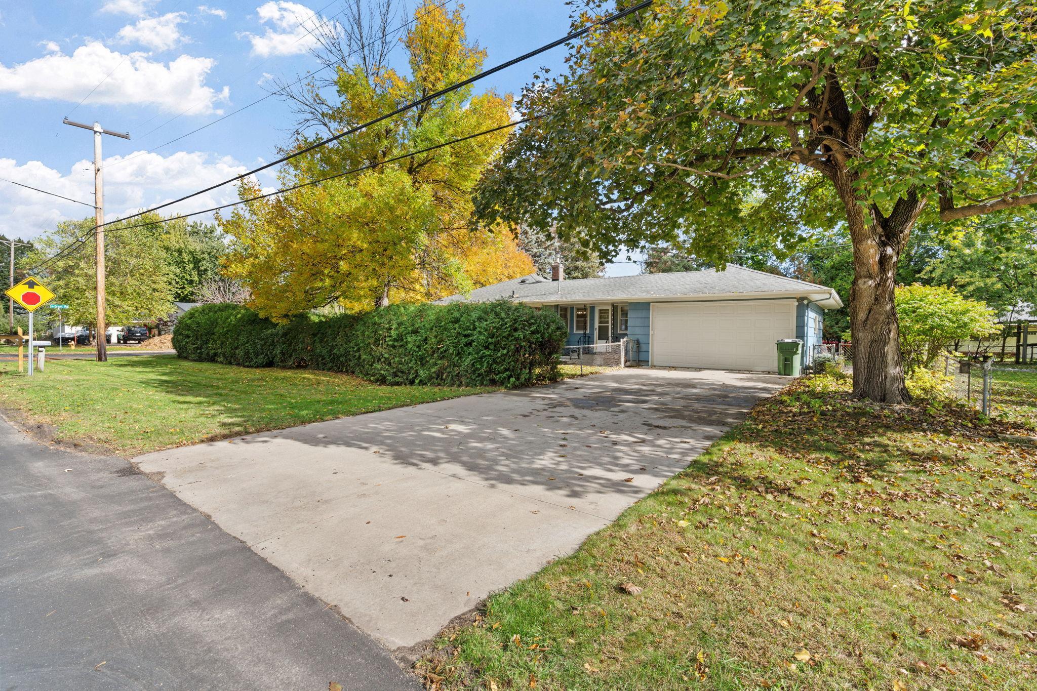 View of Residential at 1936 Grant Road, Arden Hills MN 55112, Arden Hills (3 of 35) - Mike Wilen | Minnesota Team Real Estate
