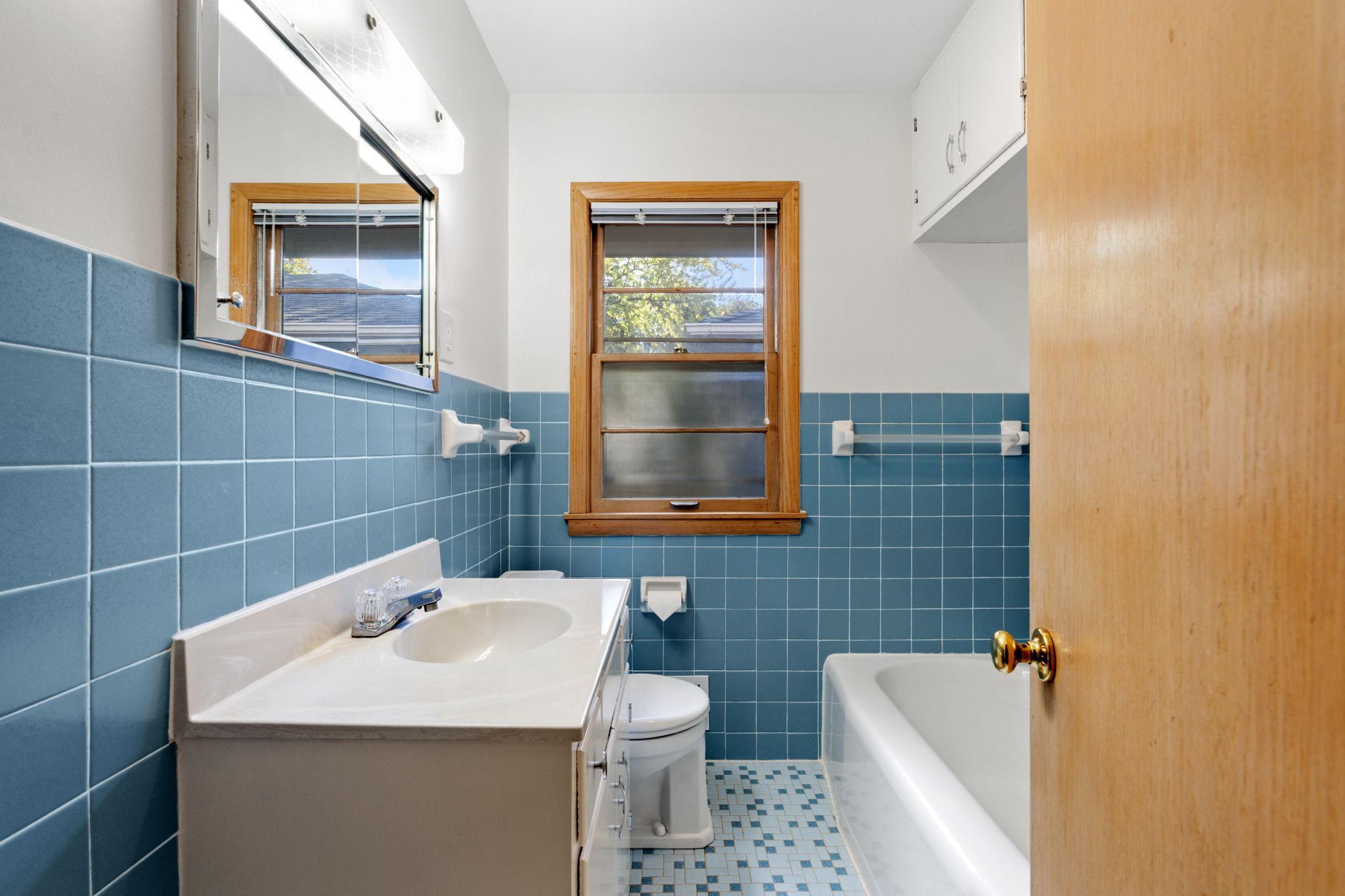 View of Residential at 1936 Grant Road, Arden Hills MN 55112, Arden Hills (17 of 35) - Mike Wilen | Minnesota Team Real Estate