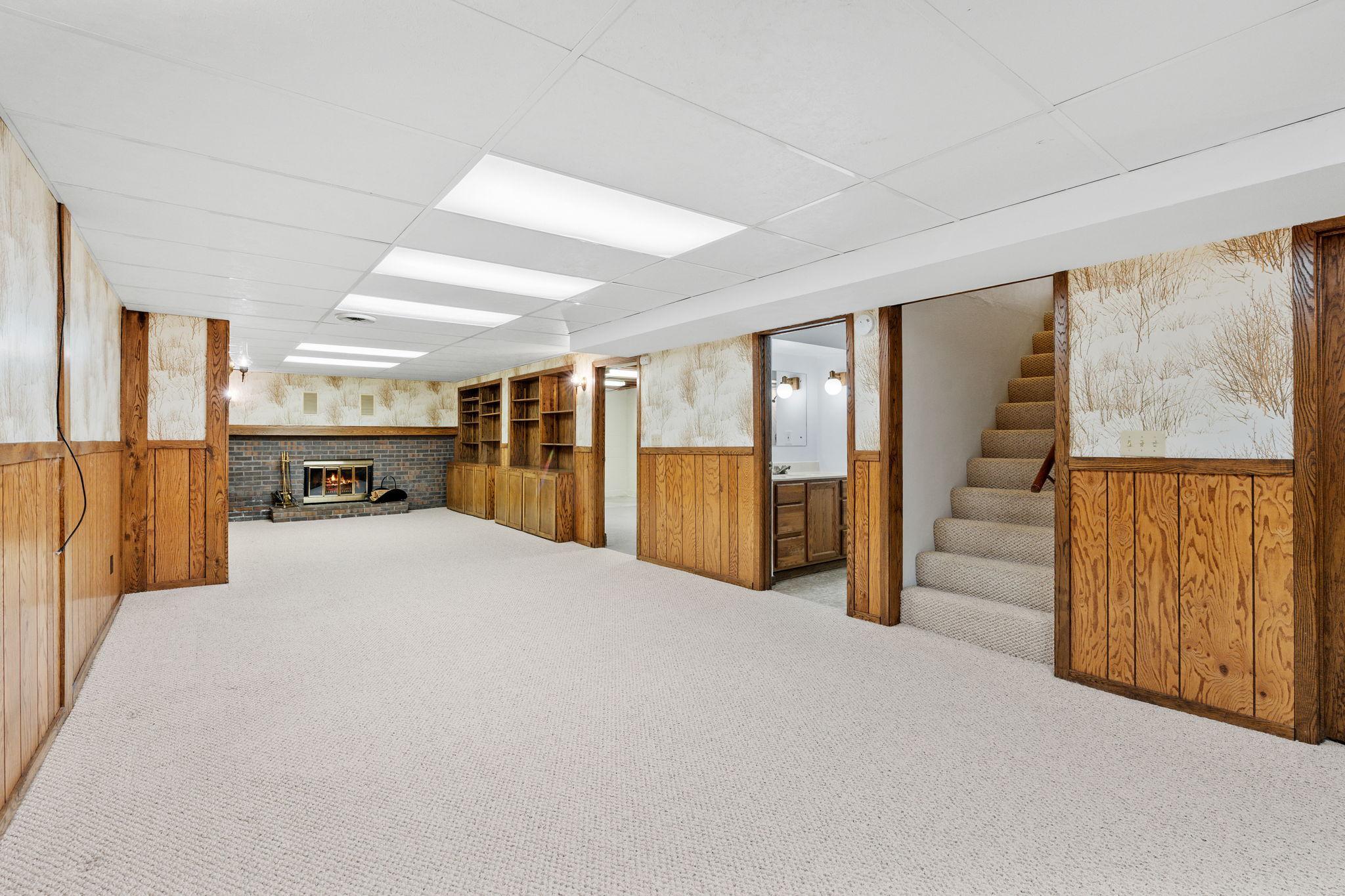 View of Residential at 1936 Grant Road, Arden Hills MN 55112, Arden Hills (18 of 35) - Mike Wilen | Minnesota Team Real Estate