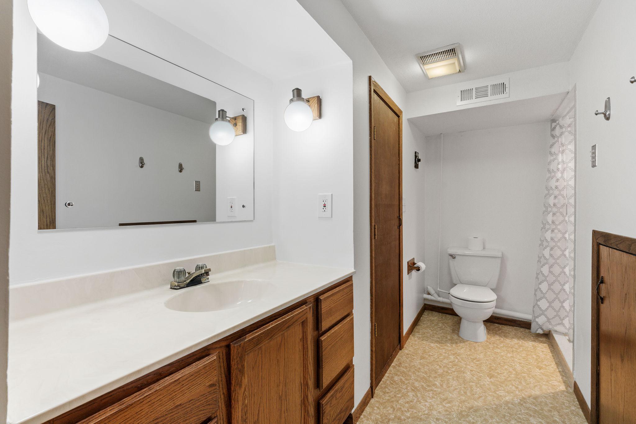 View of Residential at 1936 Grant Road, Arden Hills MN 55112, Arden Hills (23 of 35) - Mike Wilen | Minnesota Team Real Estate