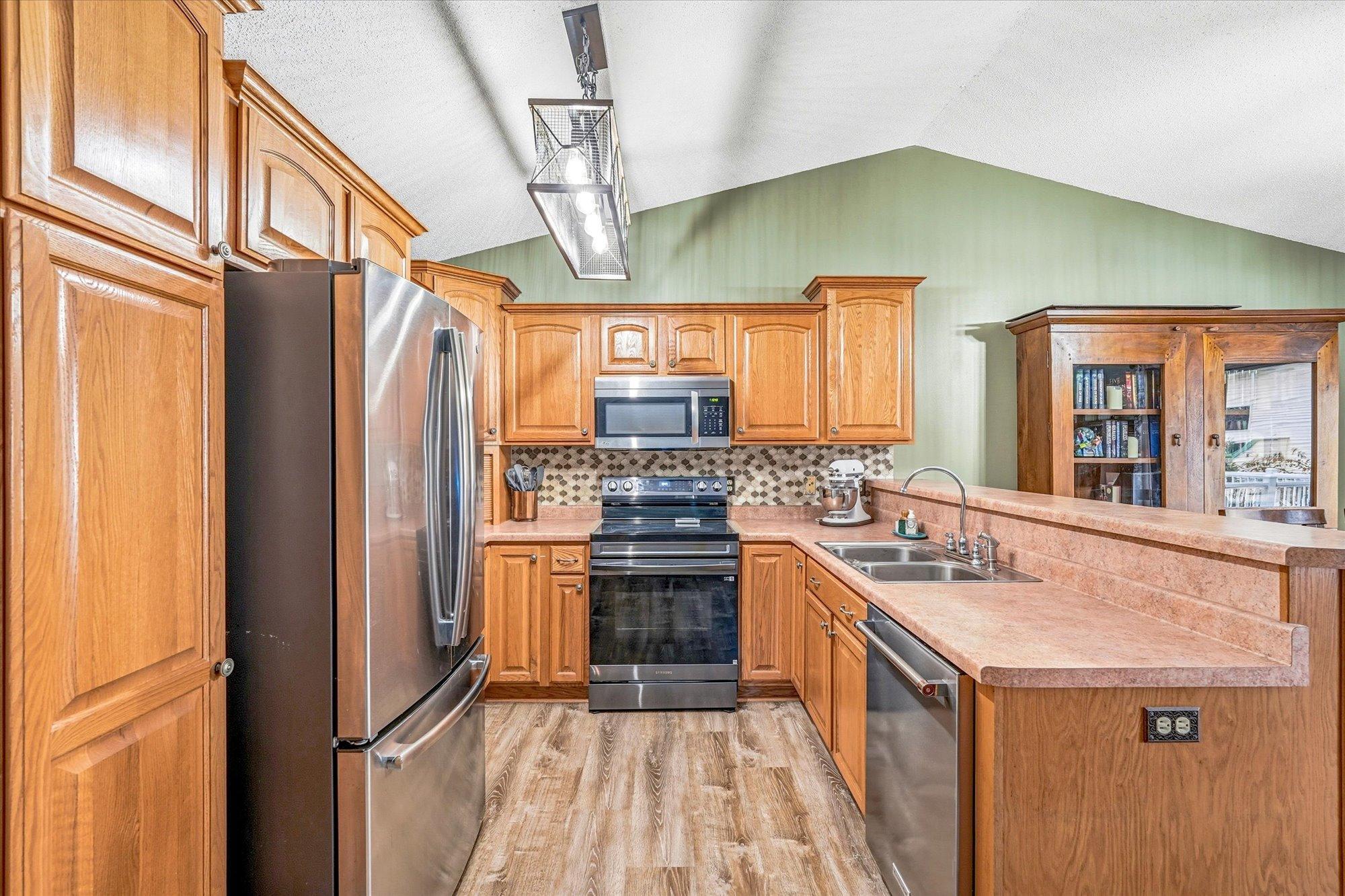 View of Residential at 9239 Point Douglas Lane, Cottage Grove MN 55016, Cottage Grove (3 of 47) - Mike Wilen | Minnesota Team Real Estate