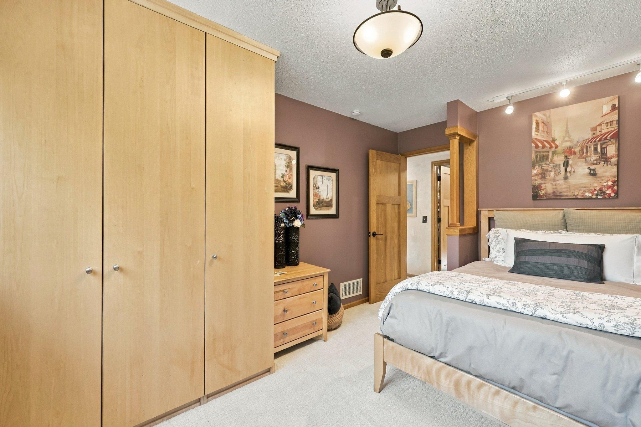 View of Residential at 10116 Pleasant Avenue, Bloomington MN 55420, Bloomington (50 of 90) - Mike Wilen | Minnesota Team Real Estate