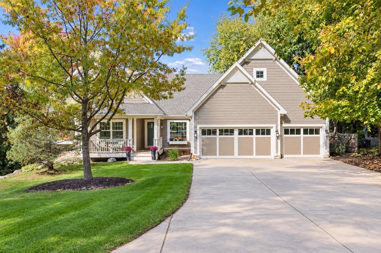 6926 Valley View Road - for sale property at $1,700,000