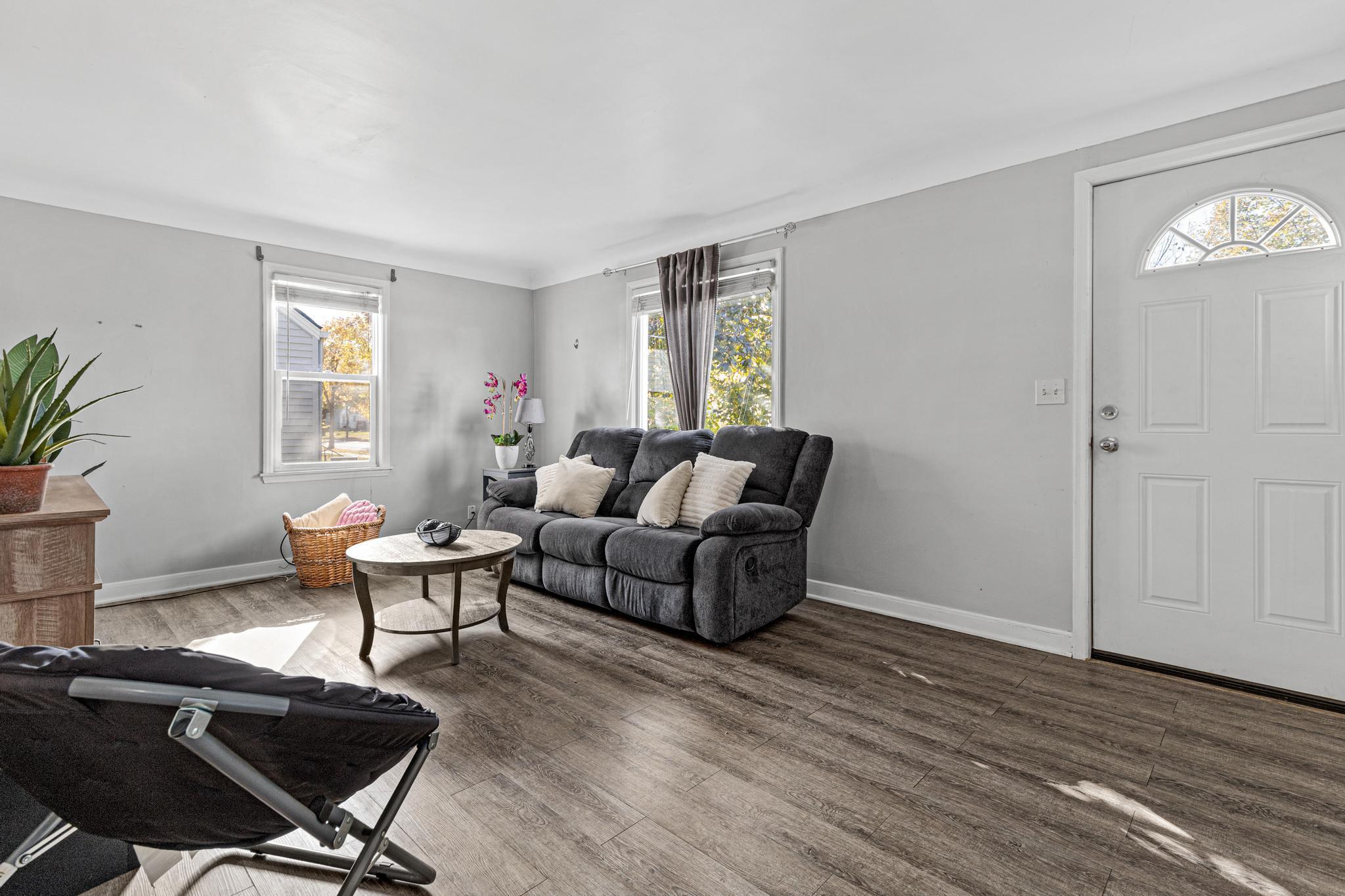 View of Residential at 5136 Dupont Avenue, Minneapolis MN 55430, Minneapolis (8 of 33) - Mike Wilen | Minnesota Team Real Estate