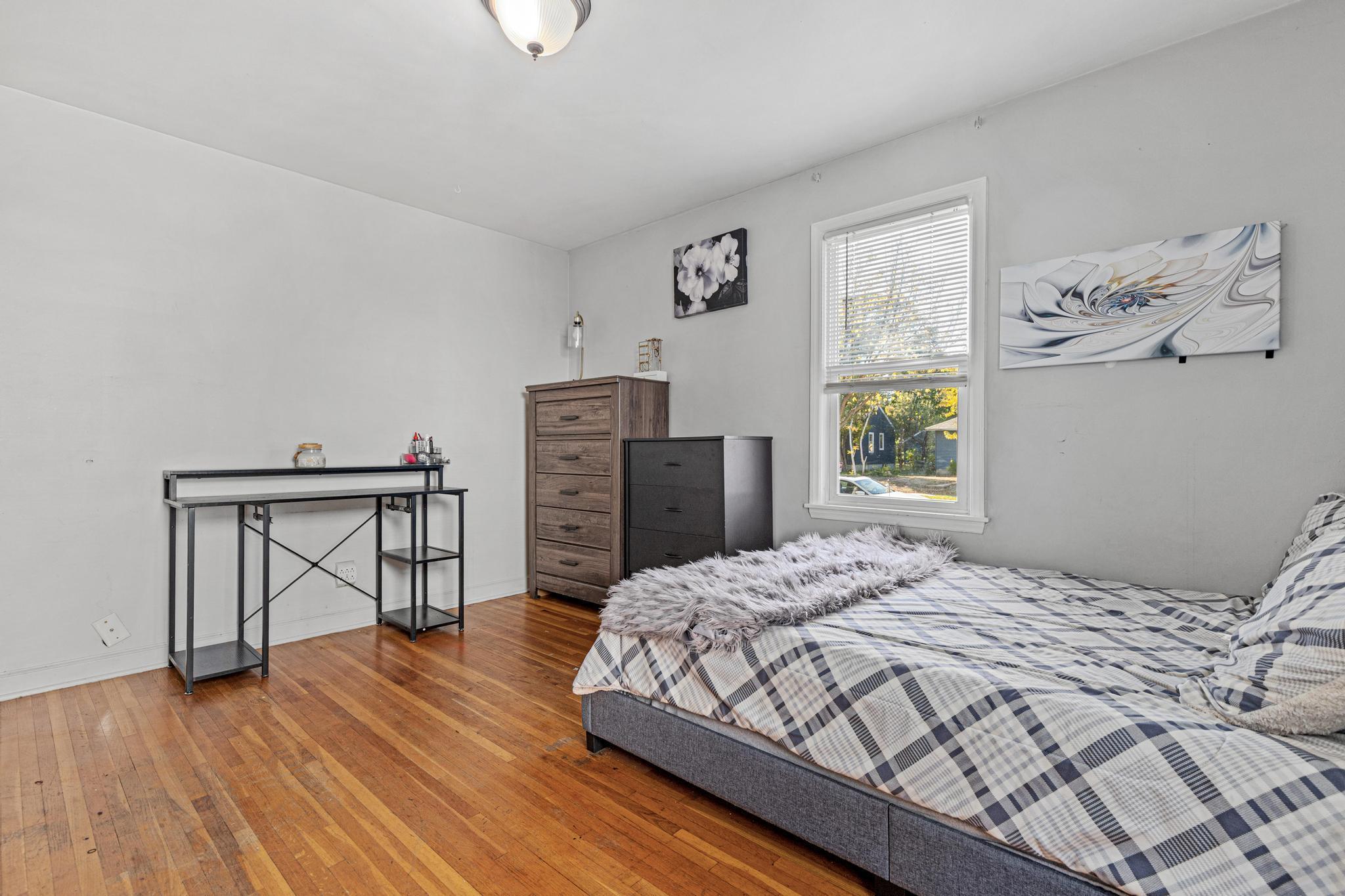 View of Residential at 5136 Dupont Avenue, Minneapolis MN 55430, Minneapolis (13 of 33) - Mike Wilen | Minnesota Team Real Estate