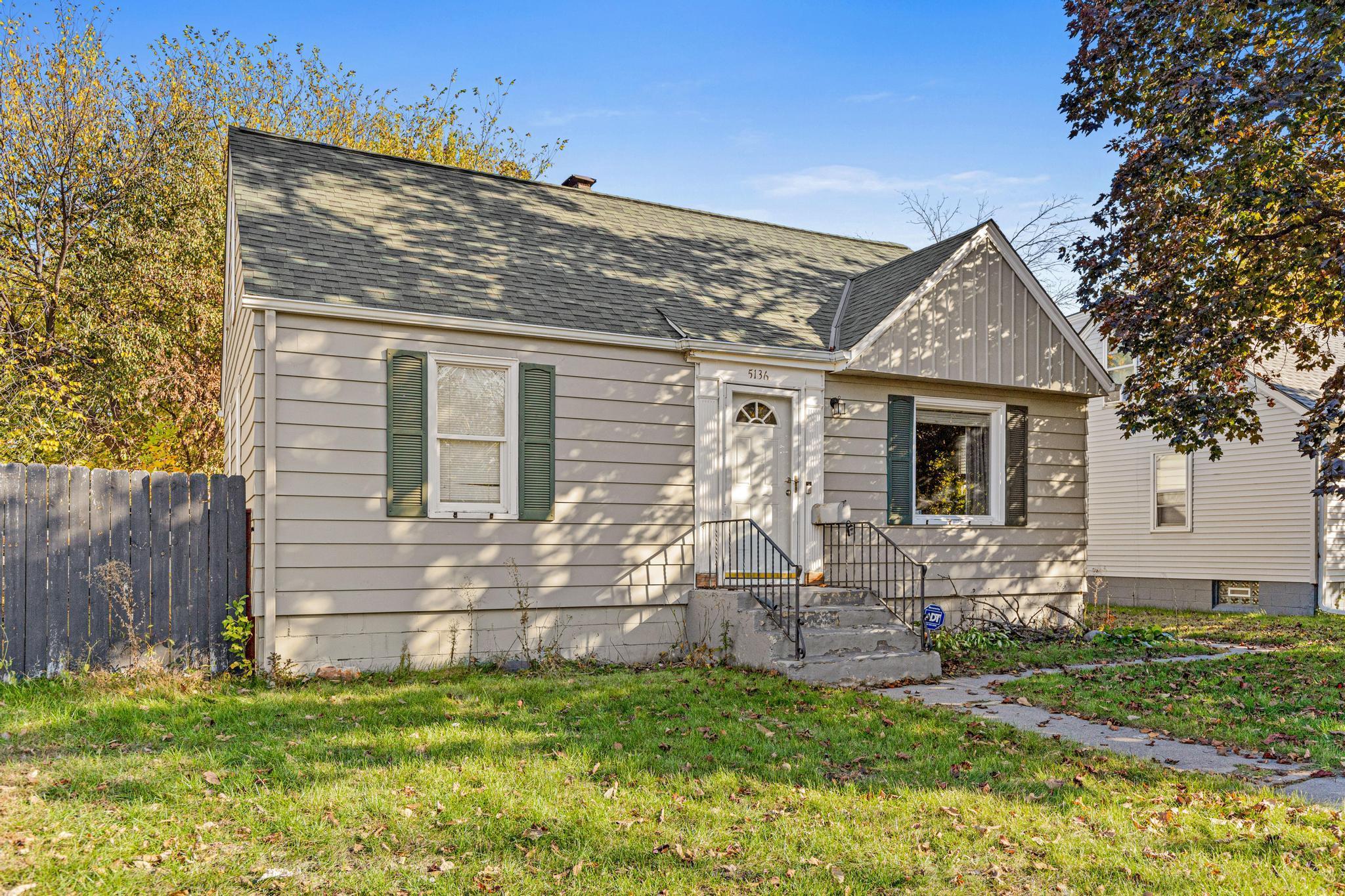 View of Residential at 5136 Dupont Avenue, Minneapolis MN 55430, Minneapolis (28 of 33) - Mike Wilen | Minnesota Team Real Estate