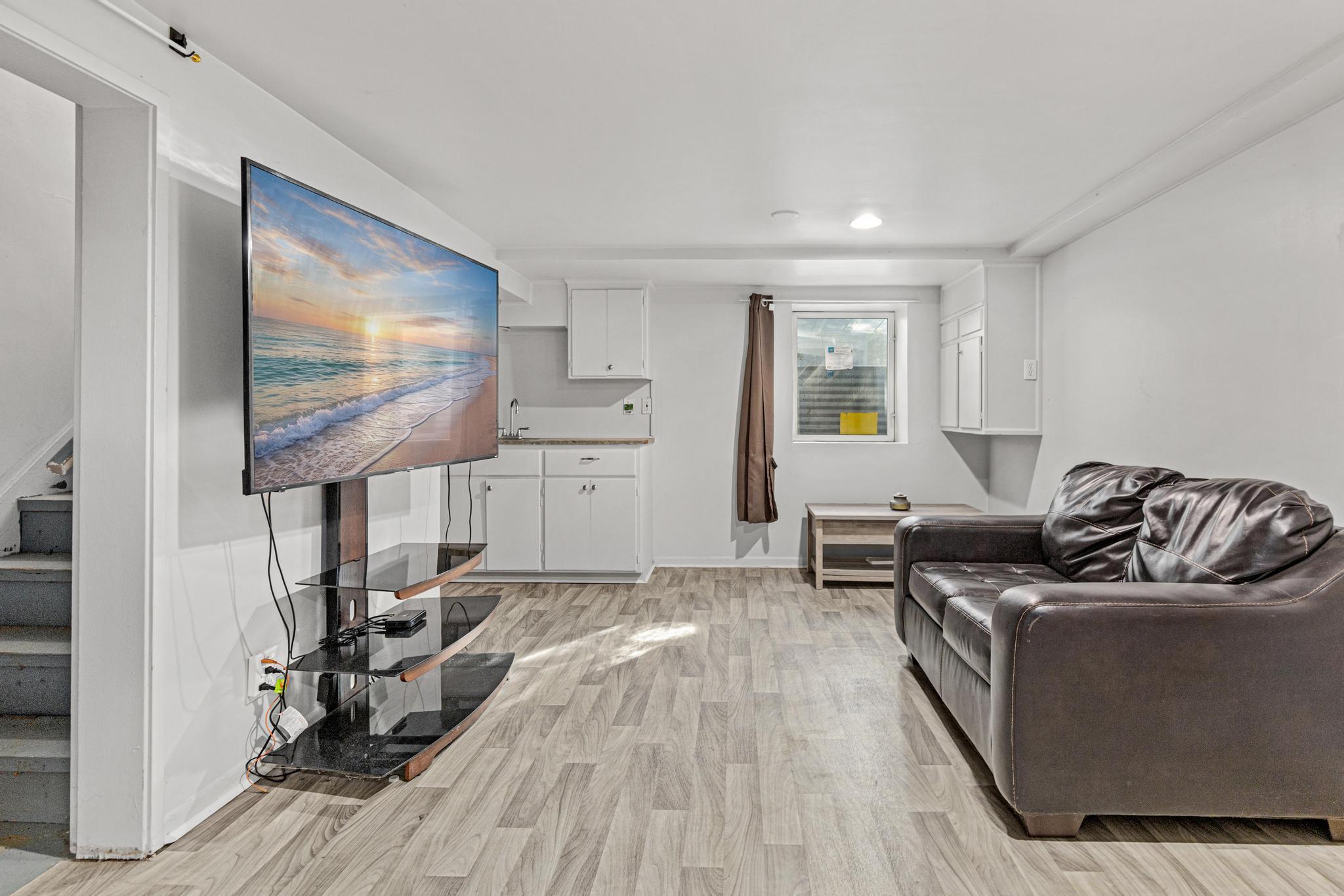 View of Residential at 5136 Dupont Avenue, Minneapolis MN 55430, Minneapolis (21 of 33) - Mike Wilen | Minnesota Team Real Estate
