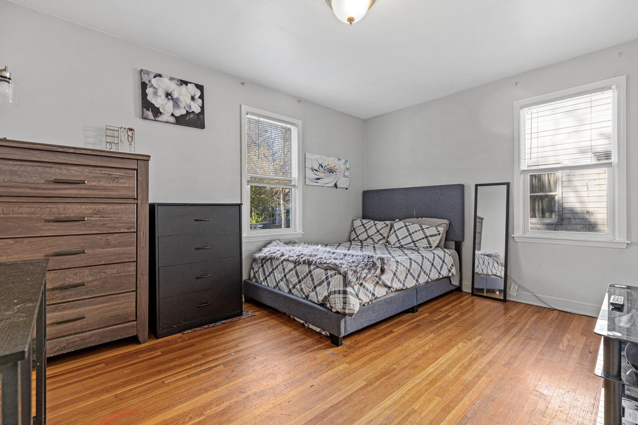View of Residential at 5136 Dupont Avenue, Minneapolis MN 55430, Minneapolis (12 of 33) - Mike Wilen | Minnesota Team Real Estate