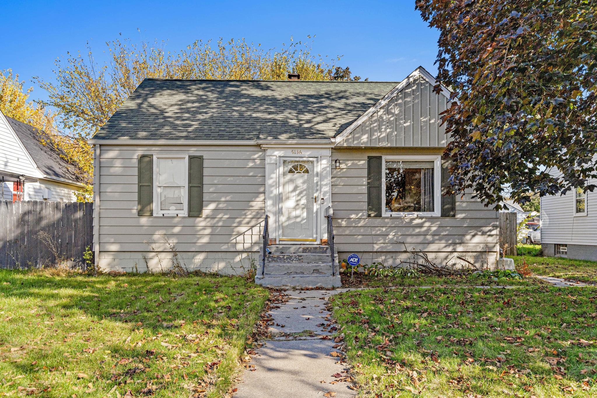 View of Single Family at 5136 Dupont Avenue, Minneapolis - Mike Wilen | Minnesota Team Real Estate
