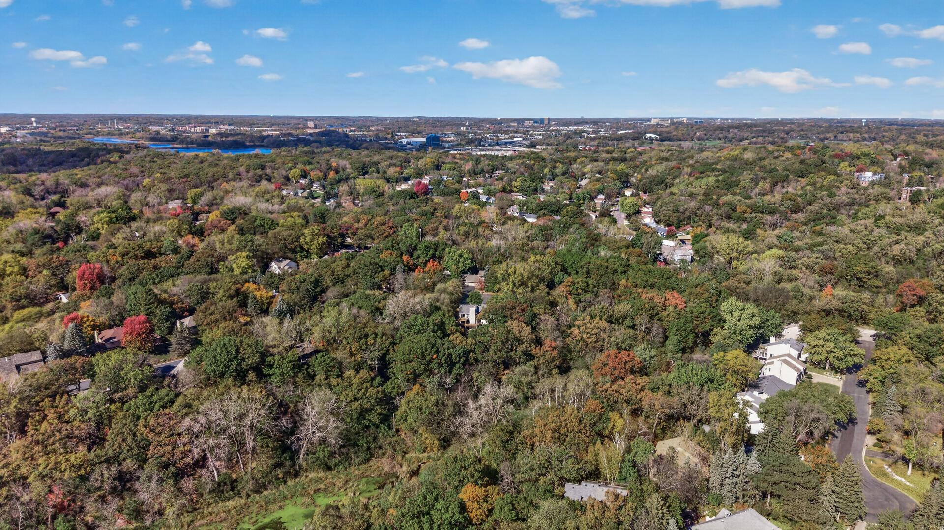 View of Residential at 8725 Walton Oaks Drive, Bloomington MN 55438, Bloomington (50 of 54) - Mike Wilen | Minnesota Team Real Estate