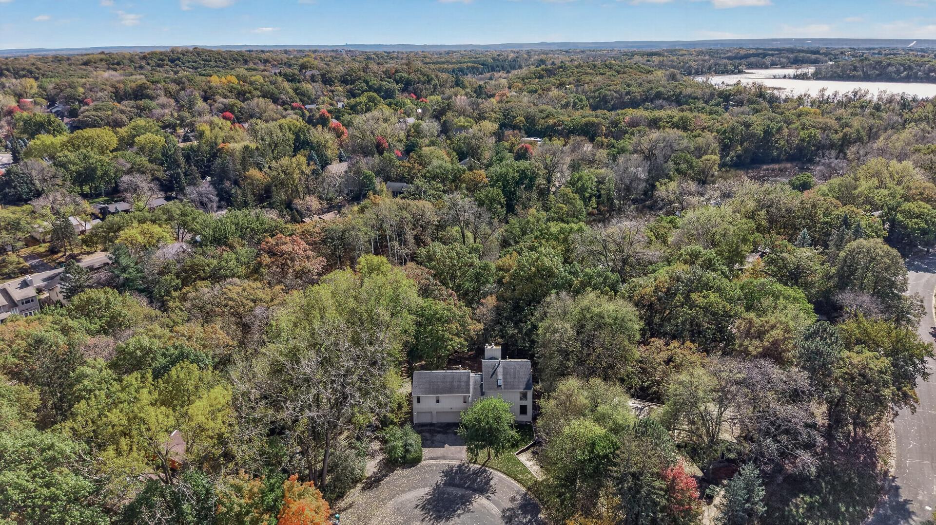 View of Residential at 8725 Walton Oaks Drive, Bloomington MN 55438, Bloomington (45 of 54) - Mike Wilen | Minnesota Team Real Estate
