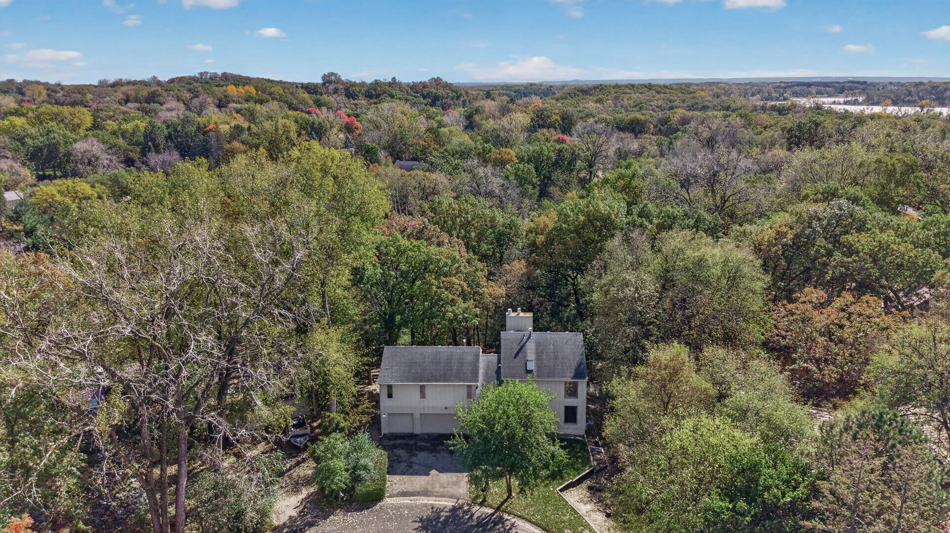 View of Residential at 8725 Walton Oaks Drive, Bloomington MN 55438, Bloomington (43 of 54) - Mike Wilen | Minnesota Team Real Estate