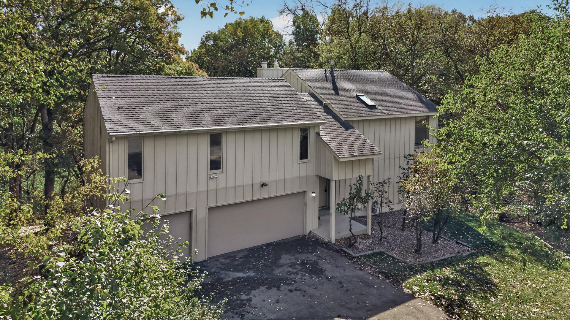 View of Residential at 8725 Walton Oaks Drive, Bloomington MN 55438, Bloomington (42 of 54) - Mike Wilen | Minnesota Team Real Estate