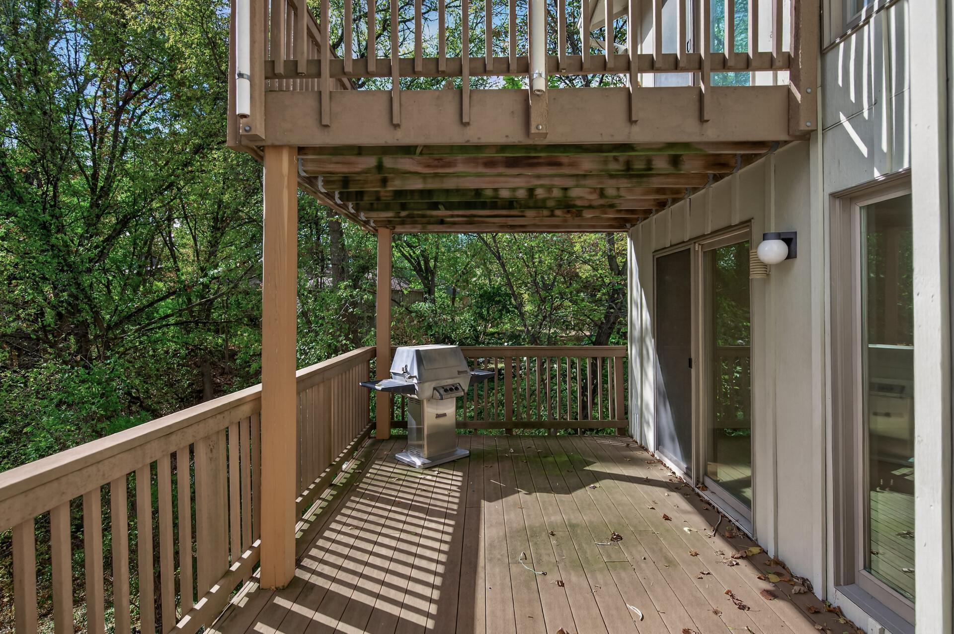 View of Residential at 8725 Walton Oaks Drive, Bloomington MN 55438, Bloomington (34 of 54) - Mike Wilen | Minnesota Team Real Estate