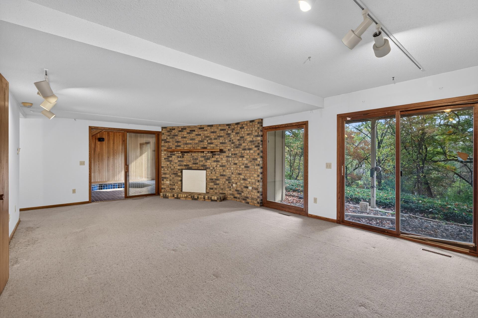 View of Residential at 8725 Walton Oaks Drive, Bloomington MN 55438, Bloomington (29 of 54) - Mike Wilen | Minnesota Team Real Estate