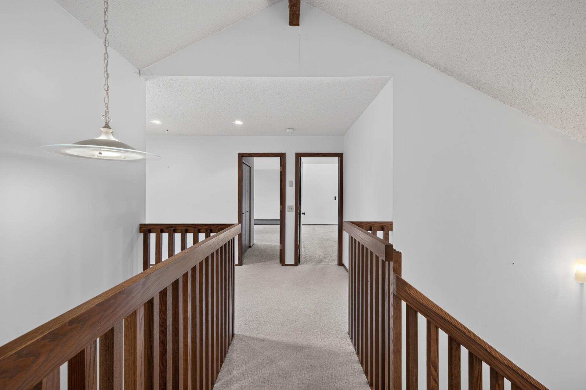 View of Residential at 8725 Walton Oaks Drive, Bloomington MN 55438, Bloomington (23 of 54) - Mike Wilen | Minnesota Team Real Estate