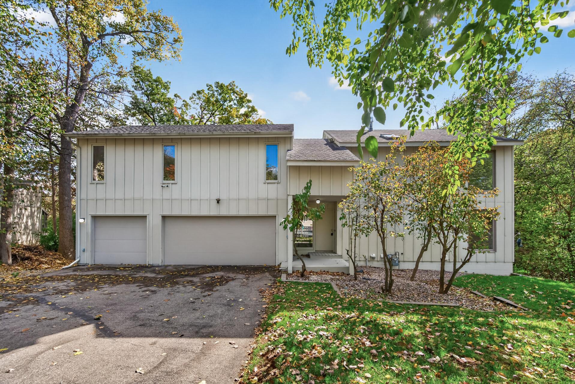 View of Residential at 8725 Walton Oaks Drive, Bloomington MN 55438, Bloomington (2 of 54) - Mike Wilen | Minnesota Team Real Estate