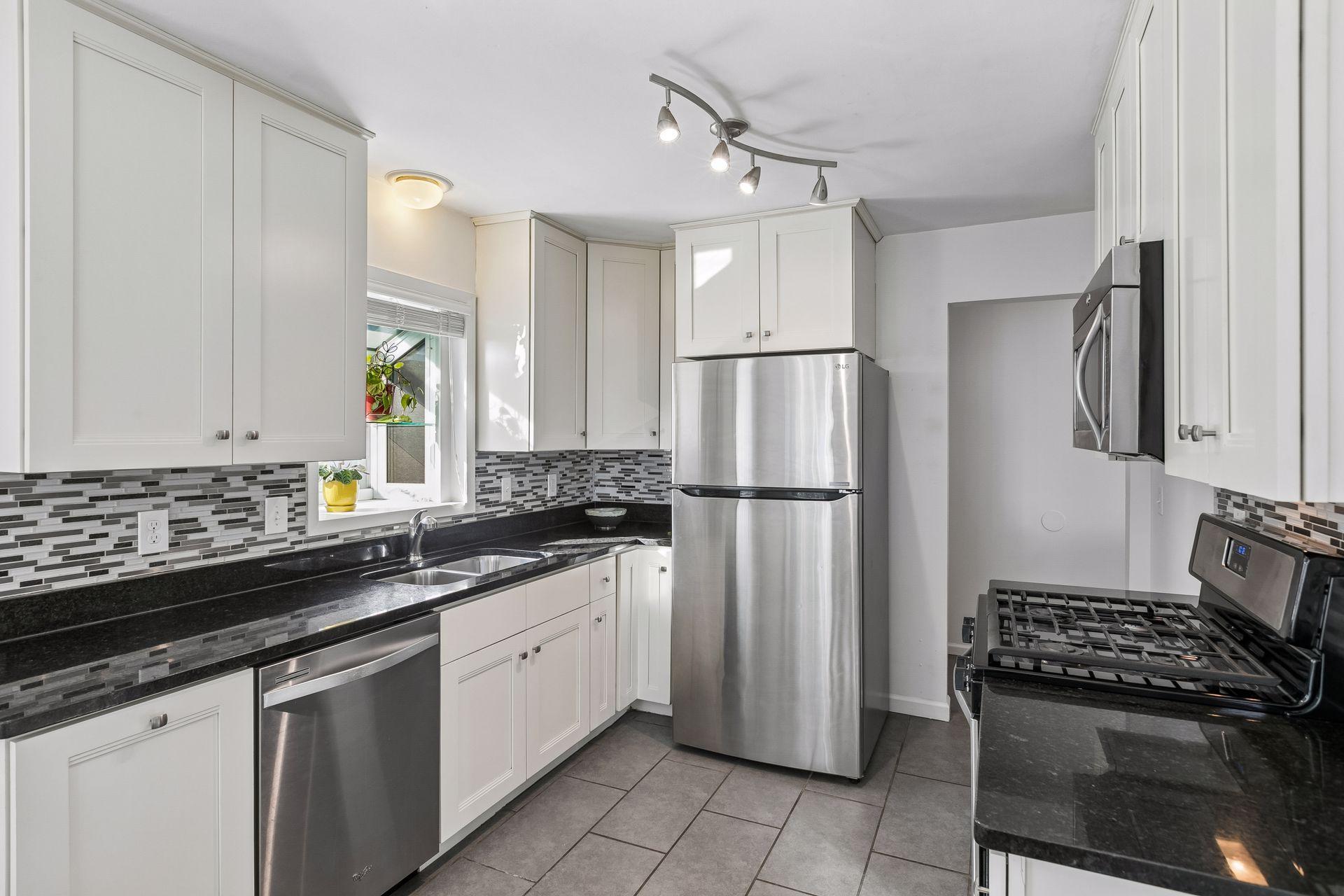 View of Residential at 740 Jefferson Street, Minneapolis MN 55413, Minneapolis (13 of 38) - Mike Wilen | Minnesota Team Real Estate