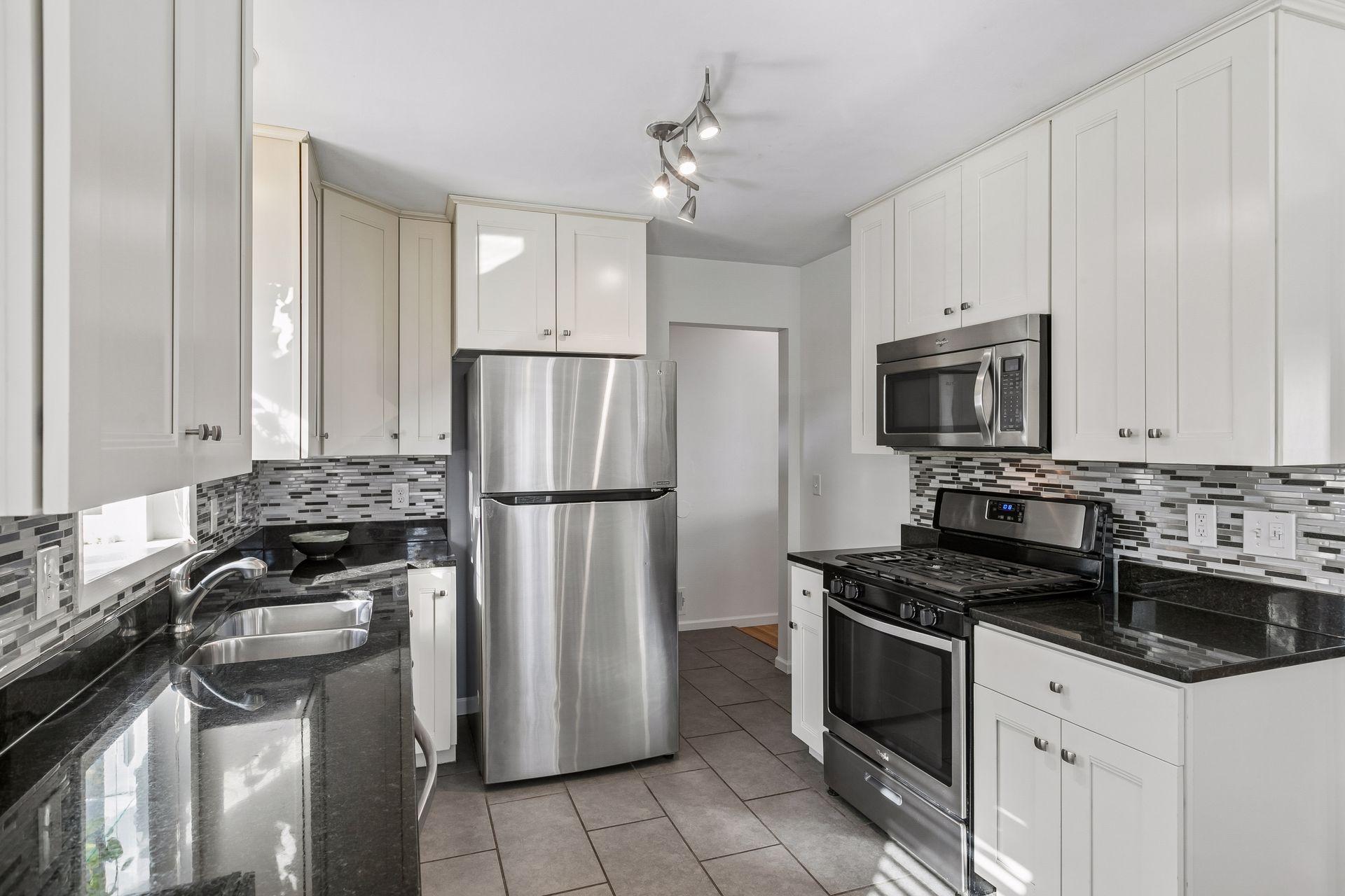 View of Residential at 740 Jefferson Street, Minneapolis MN 55413, Minneapolis (12 of 38) - Mike Wilen | Minnesota Team Real Estate