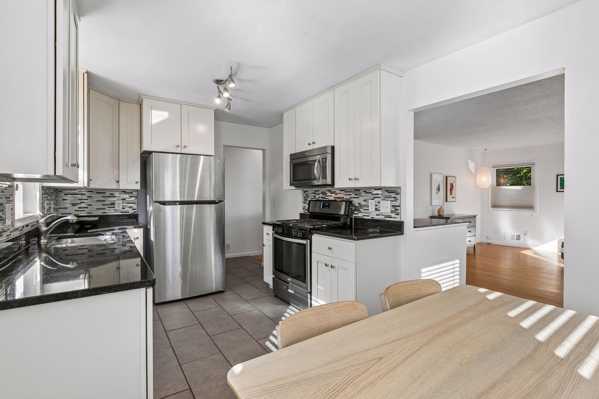 View of Residential at 740 Jefferson Street, Minneapolis MN 55413, Minneapolis (11 of 38) - Mike Wilen | Minnesota Team Real Estate
