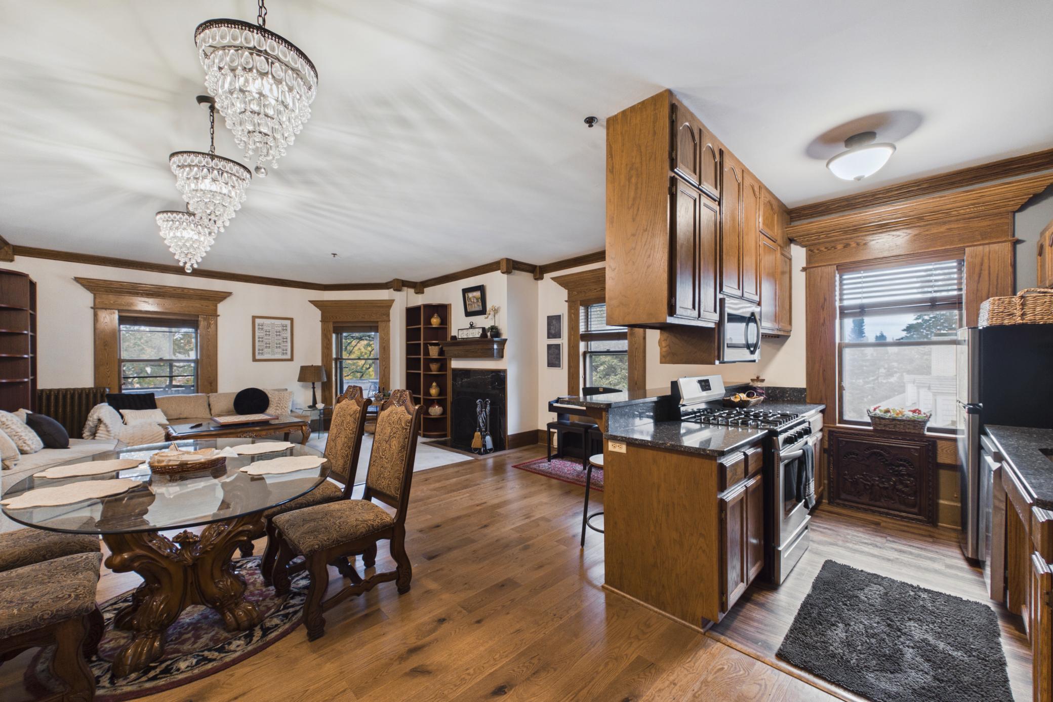 View of Residential at 302 Summit Avenue #D, Saint Paul MN 55102, Saint Paul (12 of 24) - Mike Wilen | Minnesota Team Real Estate