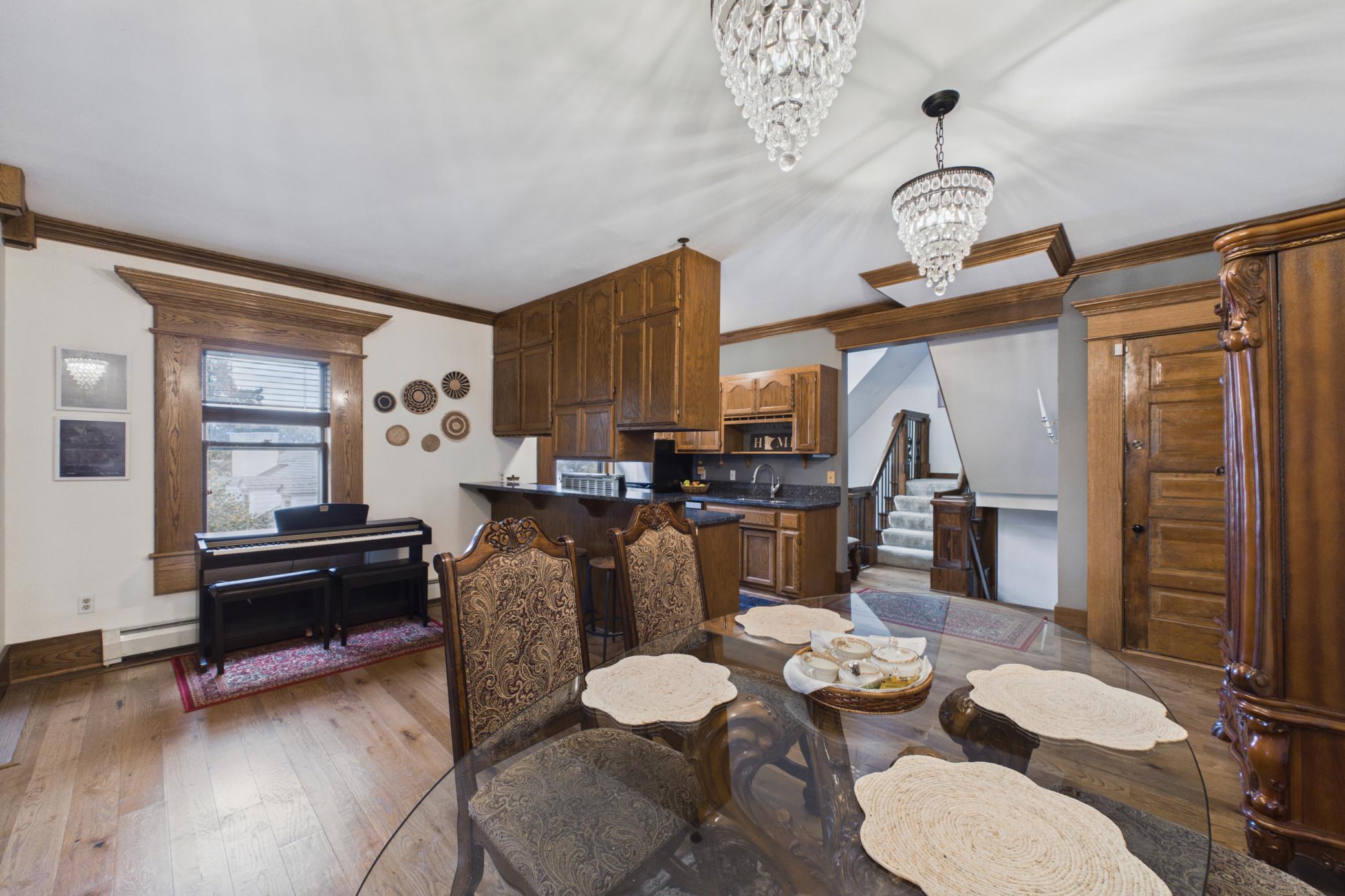 View of Residential at 302 Summit Avenue #D, Saint Paul MN 55102, Saint Paul (15 of 24) - Mike Wilen | Minnesota Team Real Estate