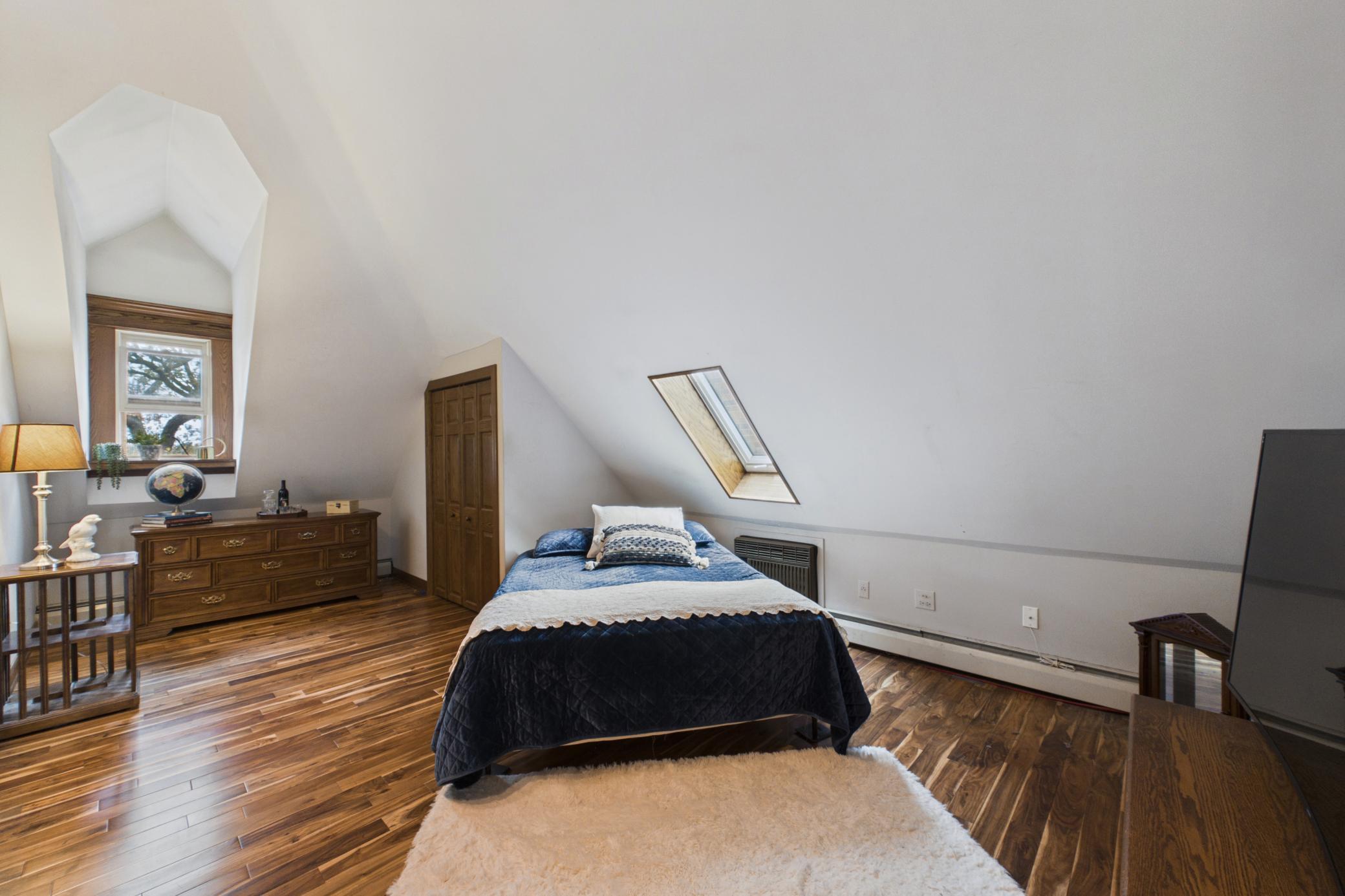 View of Residential at 302 Summit Avenue #D, Saint Paul MN 55102, Saint Paul (19 of 24) - Mike Wilen | Minnesota Team Real Estate