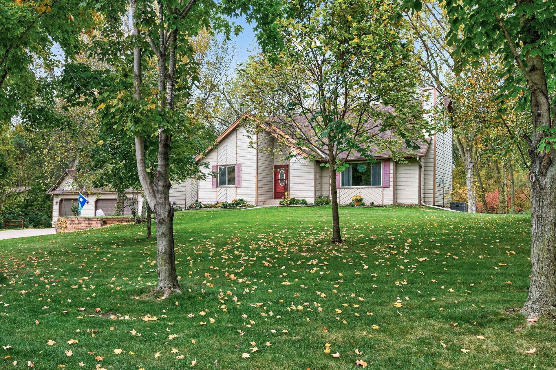 View of Residential at 4990 Jamaca Avenue, Lake Elmo MN 55042, Lake Elmo (2 of 32) - Mike Wilen | Minnesota Team Real Estate