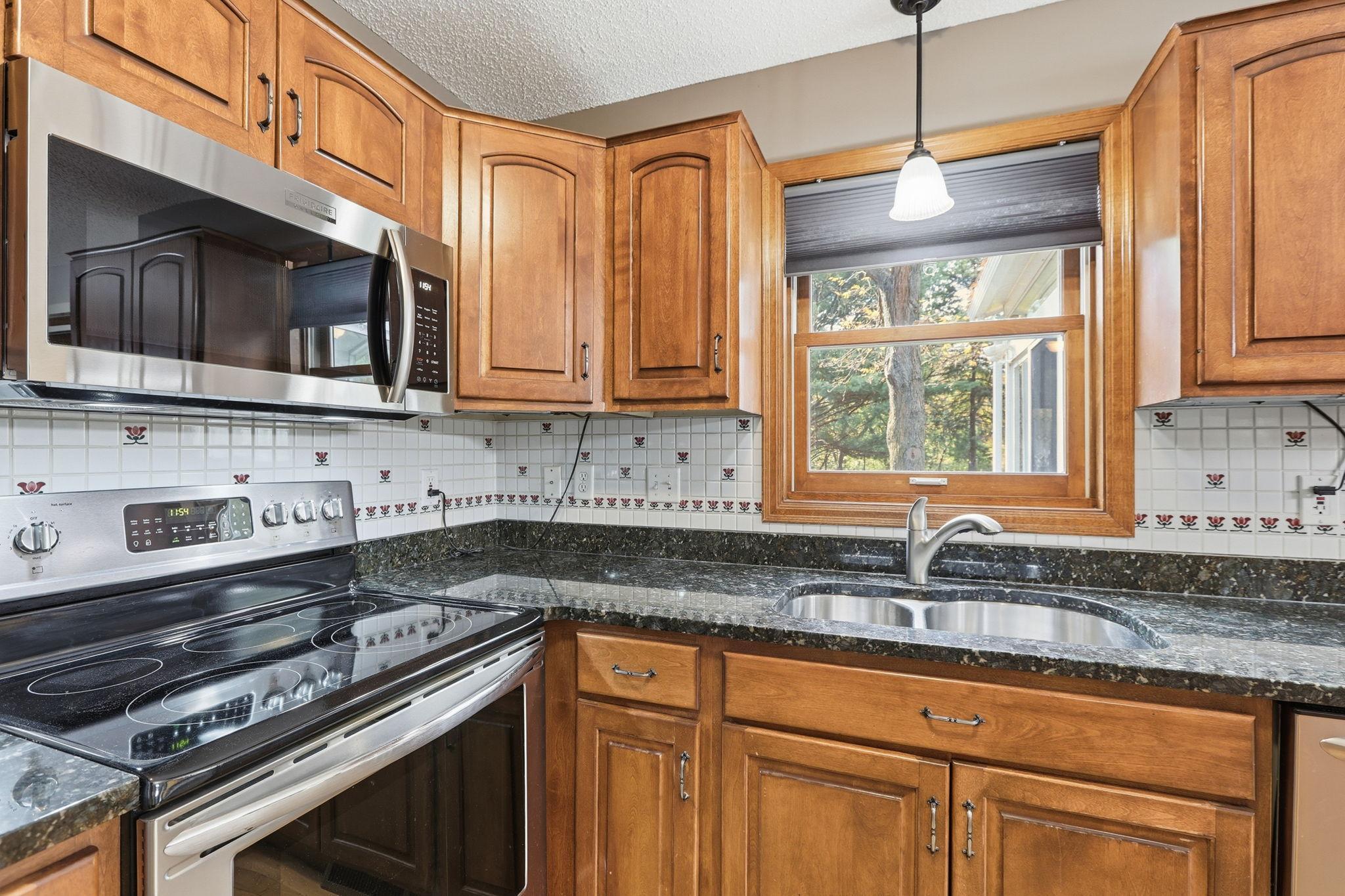 View of Residential at 2354 Heights Avenue, Maplewood MN 55119, Maplewood (19 of 56) - Mike Wilen | Minnesota Team Real Estate