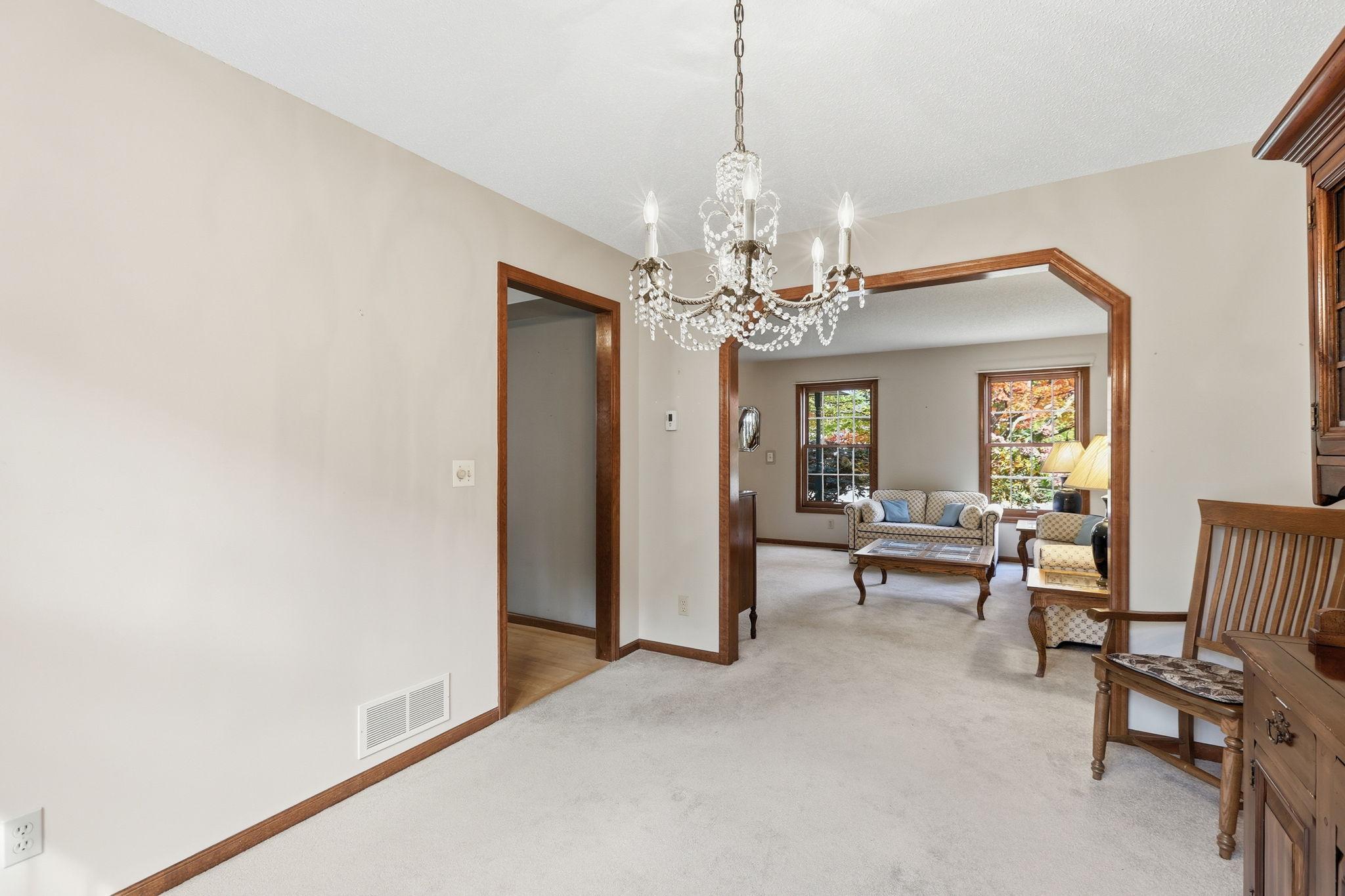 View of Residential at 2354 Heights Avenue, Maplewood MN 55119, Maplewood (24 of 56) - Mike Wilen | Minnesota Team Real Estate