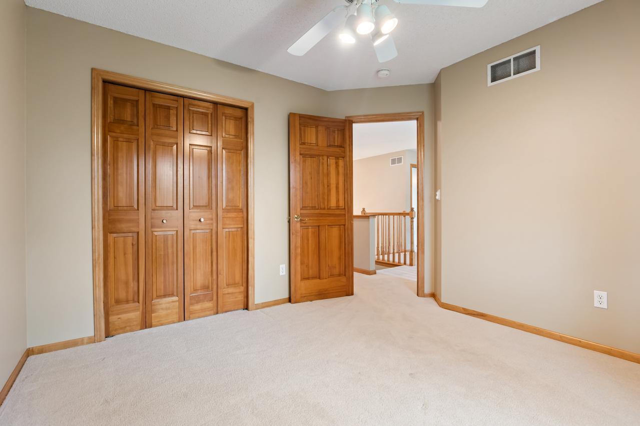 View of Residential at 19054 Magenta Bay, Eden Prairie MN 55347, Eden Prairie (39 of 70) - Mike Wilen | Minnesota Team Real Estate