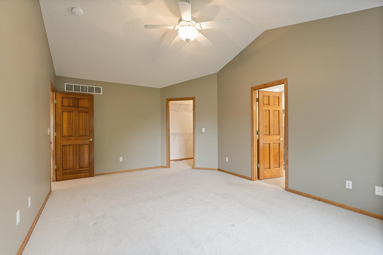 View of Residential at 19054 Magenta Bay, Eden Prairie MN 55347, Eden Prairie (31 of 70) - Mike Wilen | Minnesota Team Real Estate