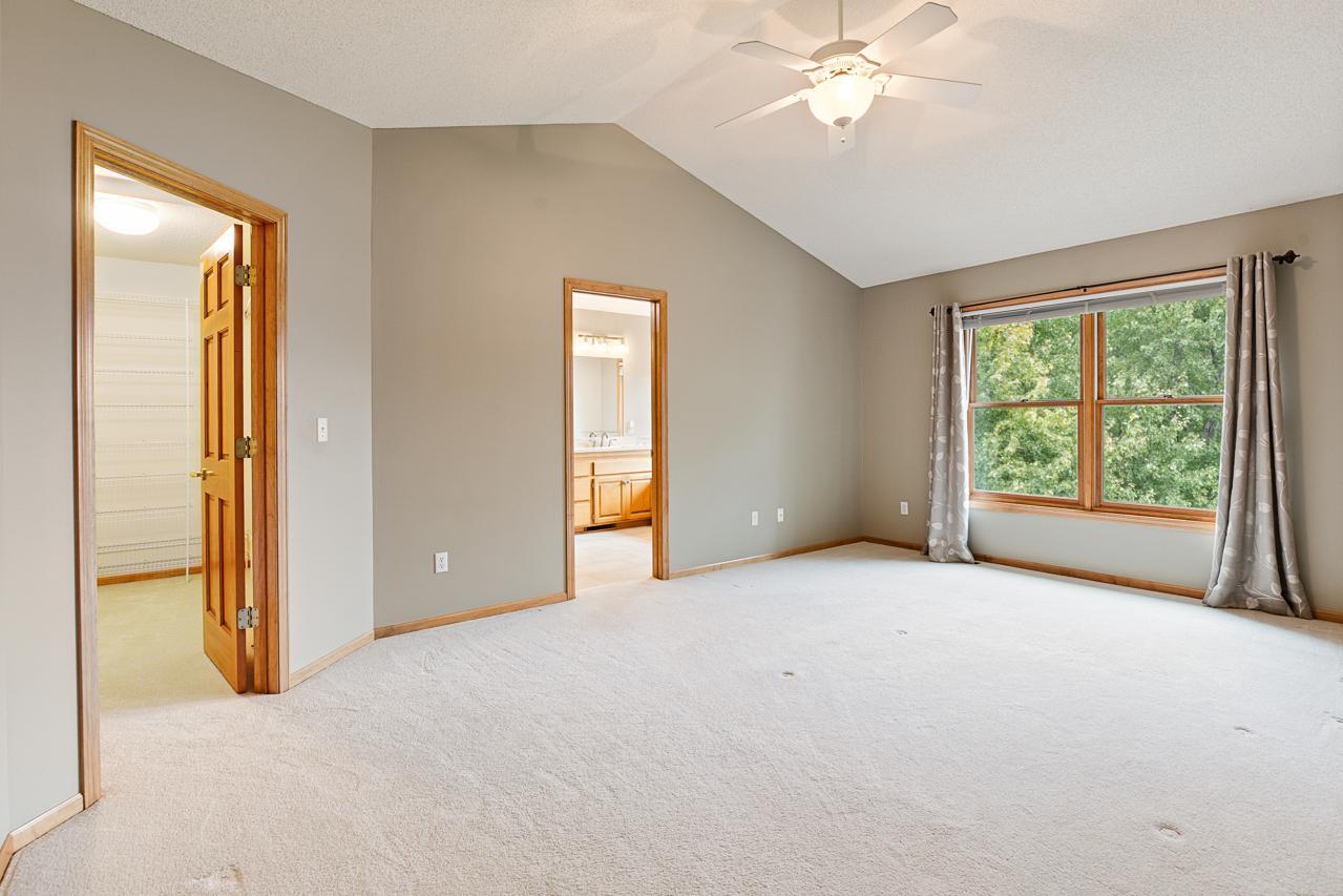 View of Residential at 19054 Magenta Bay, Eden Prairie MN 55347, Eden Prairie (30 of 70) - Mike Wilen | Minnesota Team Real Estate