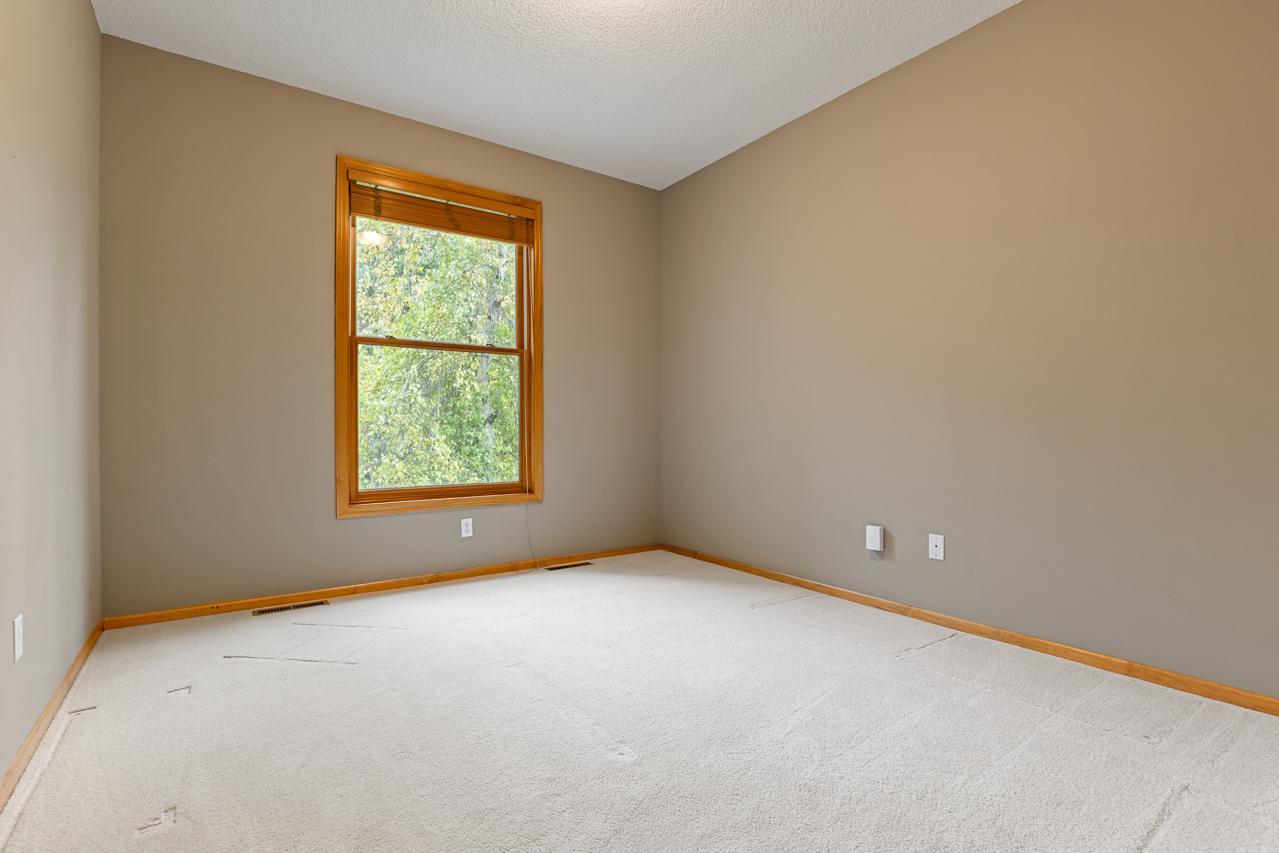 View of Residential at 19054 Magenta Bay, Eden Prairie MN 55347, Eden Prairie (26 of 70) - Mike Wilen | Minnesota Team Real Estate