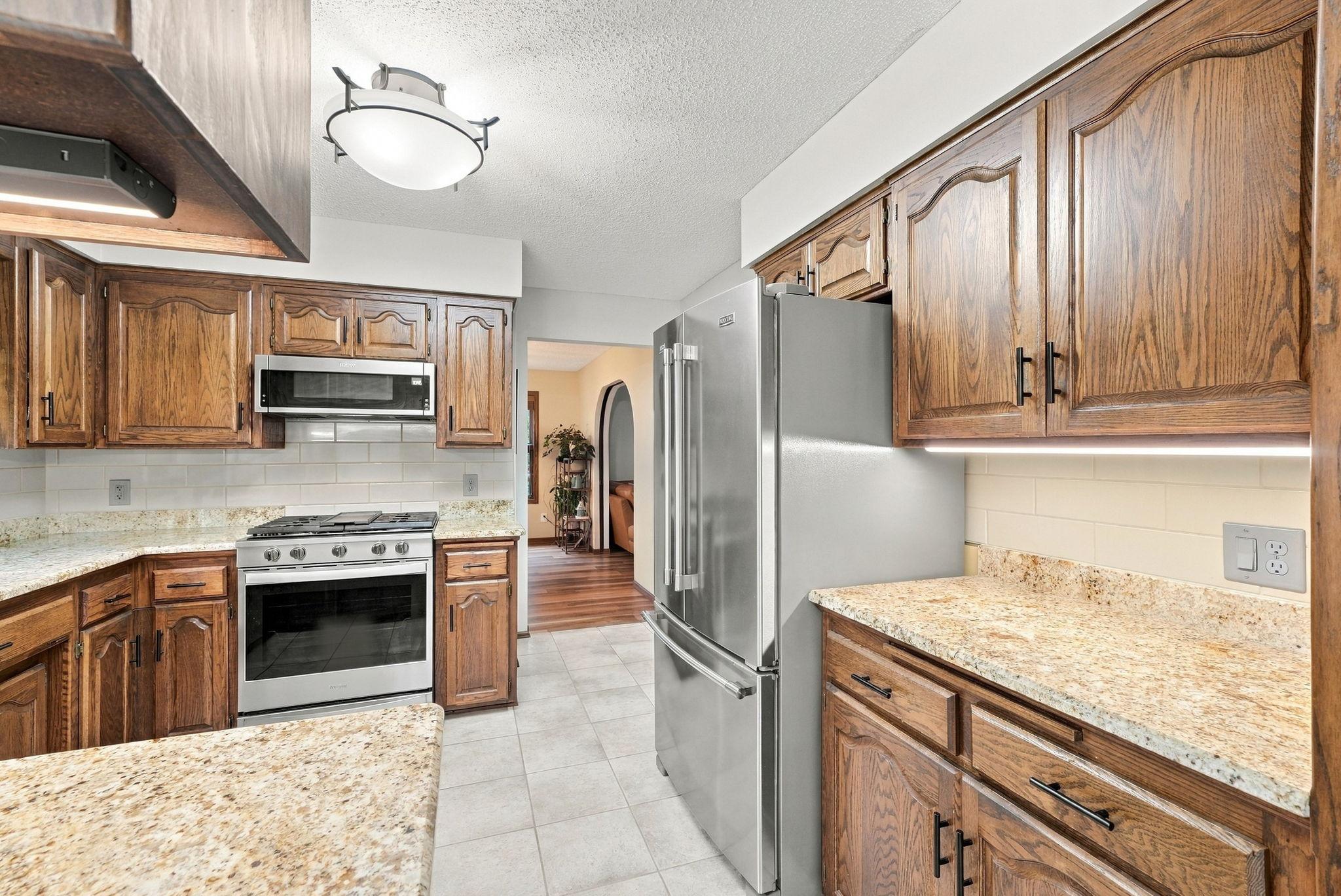 View of Residential at 6668 Crackleberry Trail, Woodbury MN 55129, Woodbury (21 of 77) - Mike Wilen | Minnesota Team Real Estate