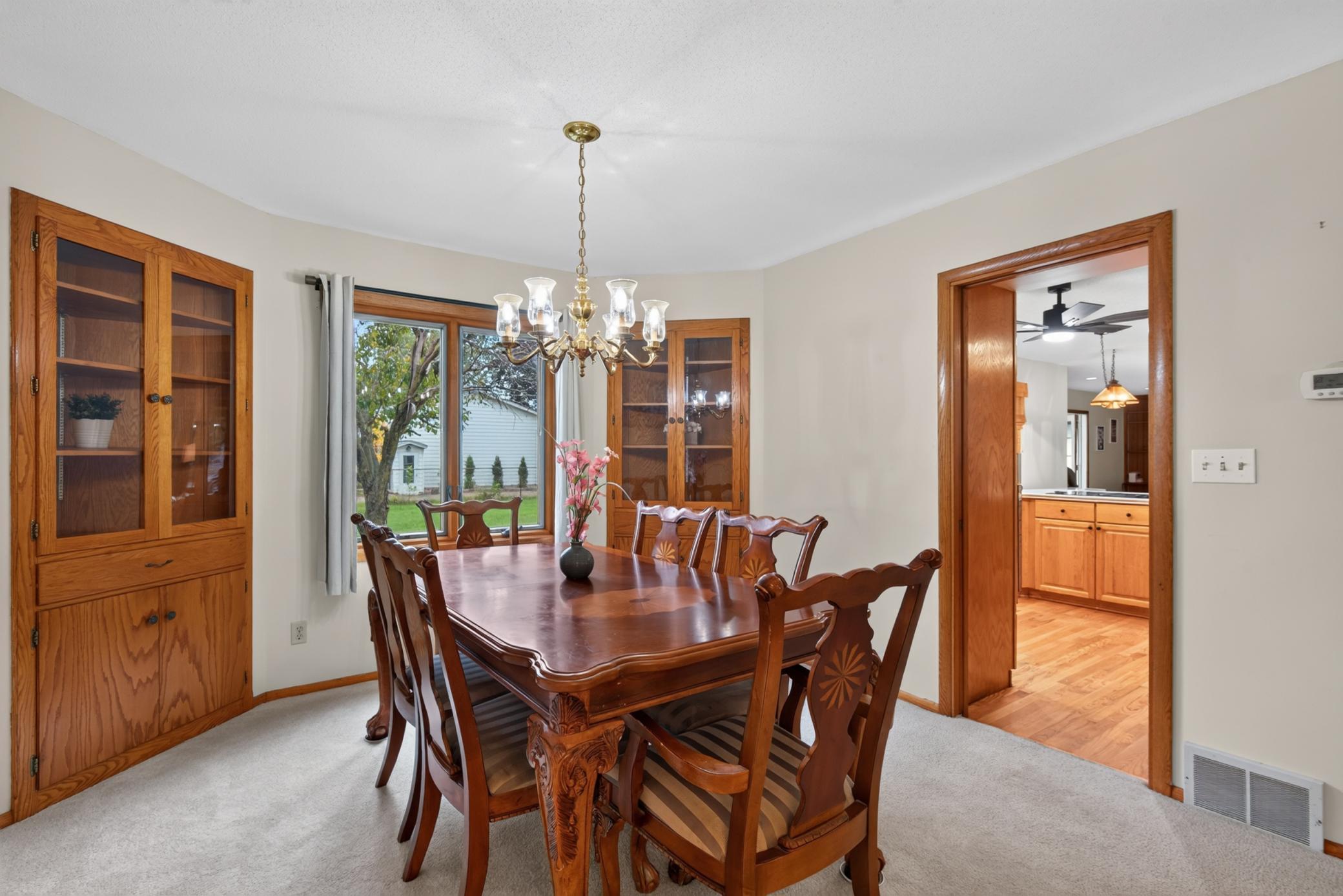 View of Residential at 162 Emerson Avenue, West Saint Paul MN 55118, West Saint Paul (24 of 34) - Mike Wilen | Minnesota Team Real Estate