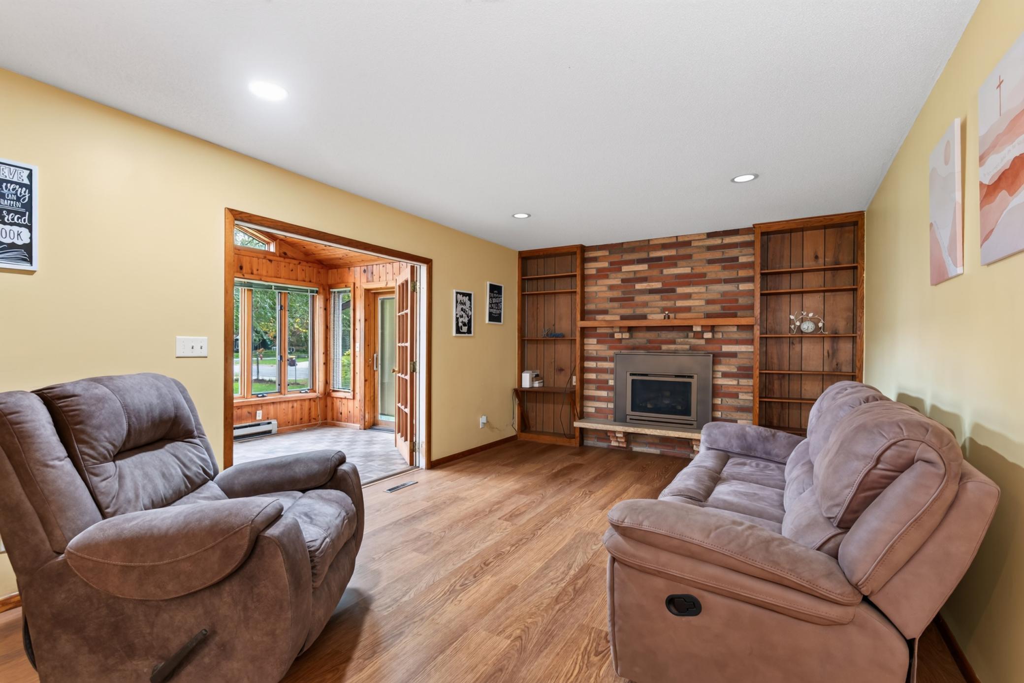 View of Residential at 162 Emerson Avenue, West Saint Paul MN 55118, West Saint Paul (16 of 34) - Mike Wilen | Minnesota Team Real Estate