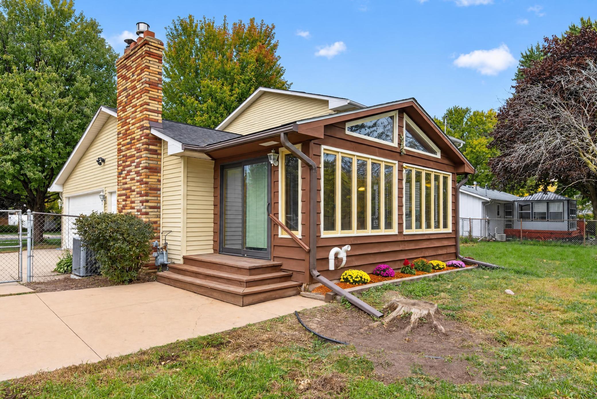 View of Residential at 162 Emerson Avenue, West Saint Paul MN 55118, West Saint Paul (5 of 34) - Mike Wilen | Minnesota Team Real Estate