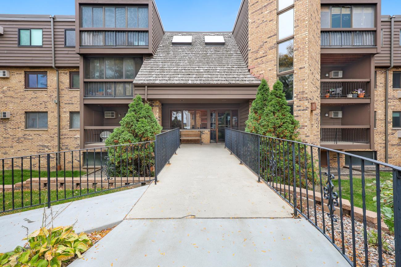 View of Residential at 999 41st Avenue #307, Columbia Heights MN 55421, Columbia Heights (25 of 29) - Mike Wilen | Minnesota Team Real Estate