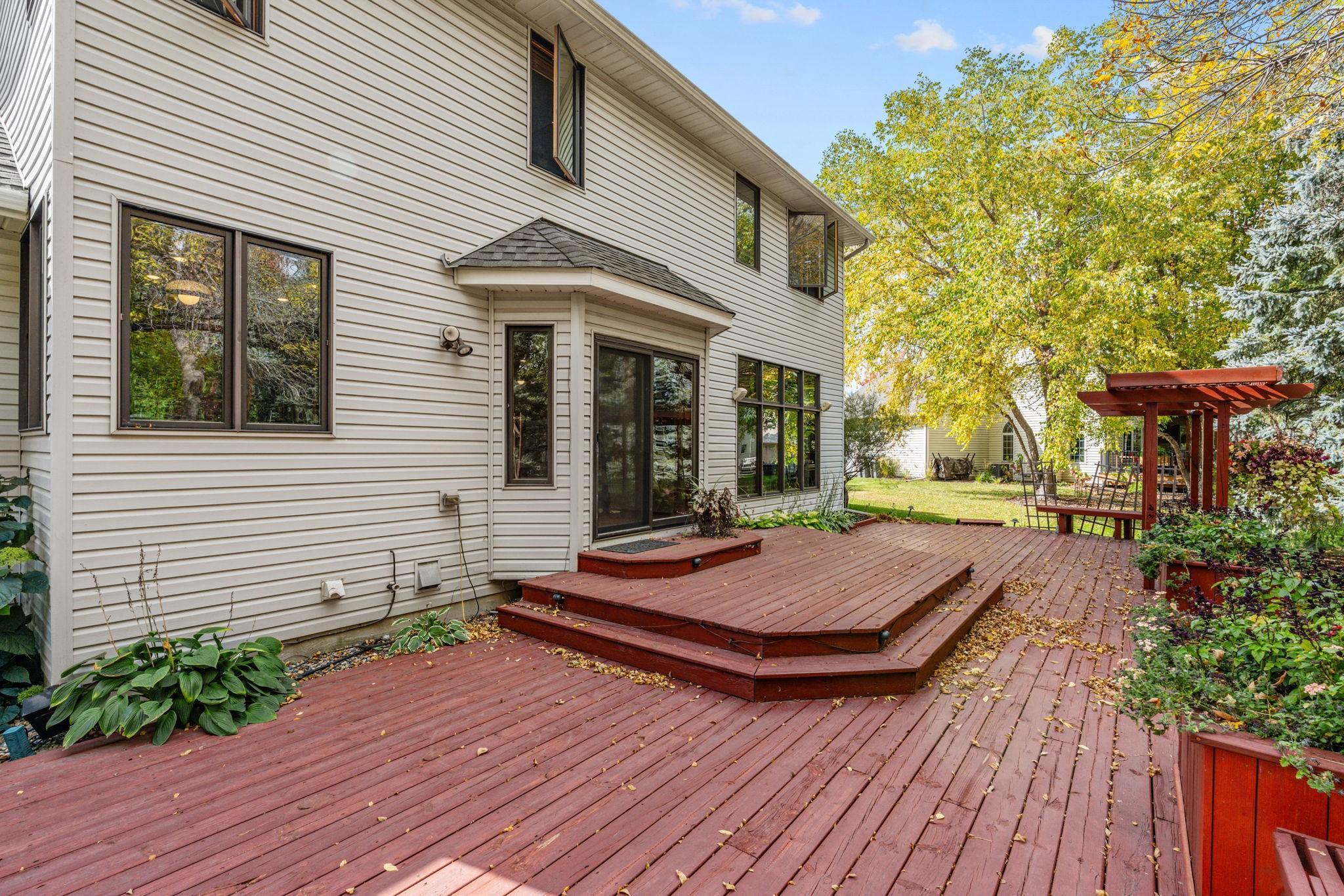 View of Residential at 8441 Lake Drive, Chanhassen MN 55317, Chanhassen (115 of 124) - Mike Wilen | Minnesota Team Real Estate