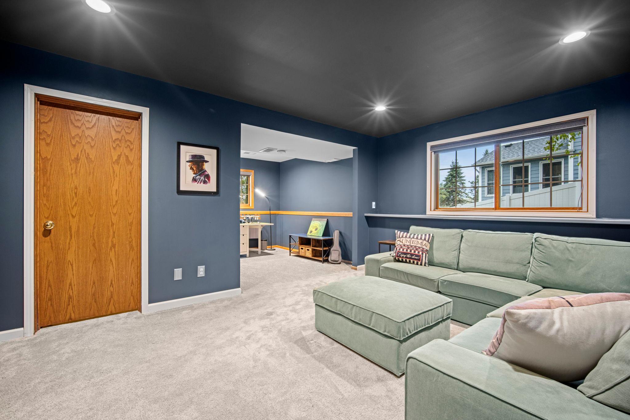 View of Residential at 12723 Durham Way, Apple Valley MN 55124, Apple Valley (45 of 62) - Mike Wilen | Minnesota Team Real Estate