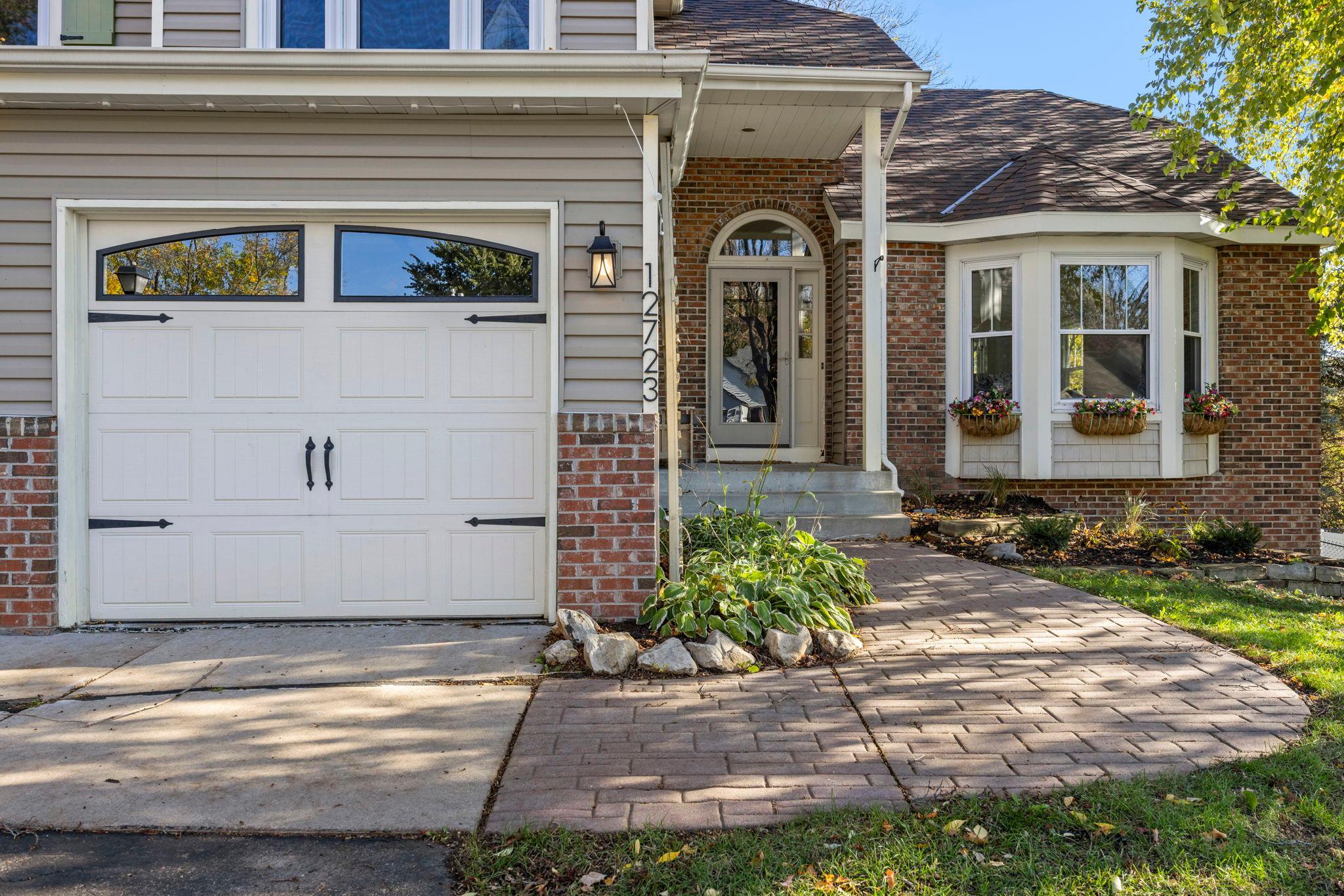 View of Residential at 12723 Durham Way, Apple Valley MN 55124, Apple Valley (7 of 62) - Mike Wilen | Minnesota Team Real Estate