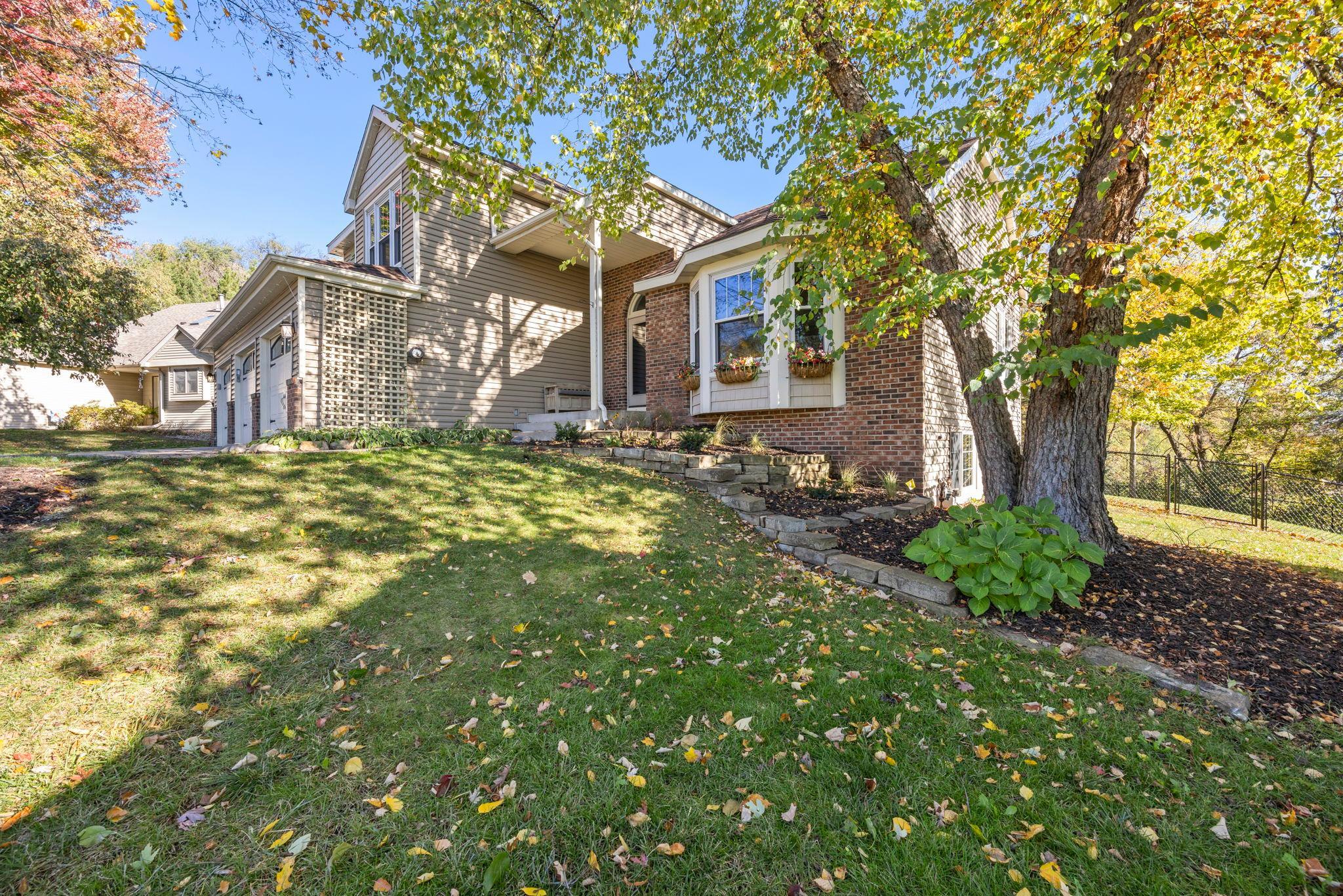 View of Residential at 12723 Durham Way, Apple Valley MN 55124, Apple Valley (6 of 62) - Mike Wilen | Minnesota Team Real Estate