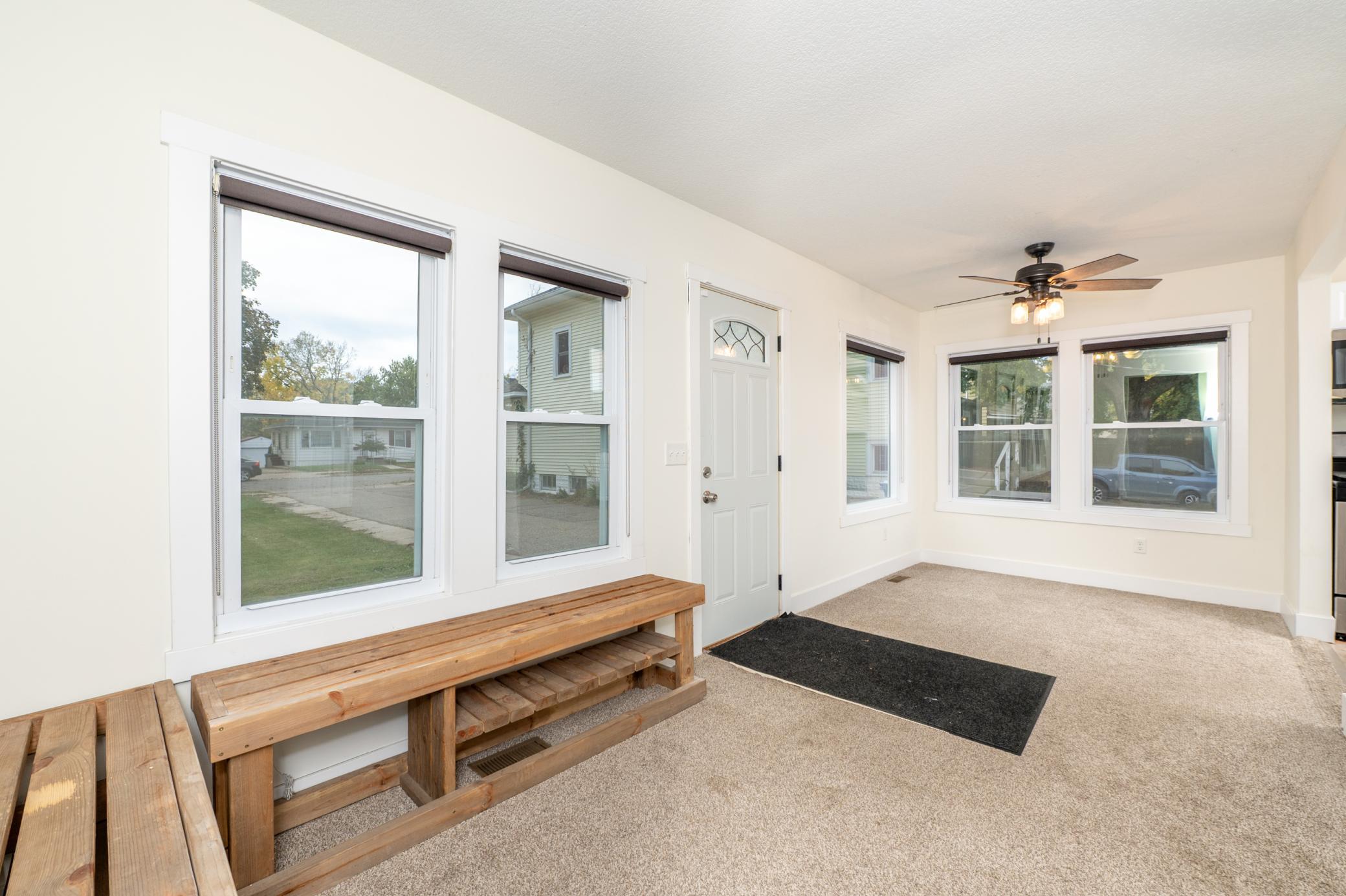 View of Residential at 406 Russell Avenue, Minneapolis MN 55405, Minneapolis (3 of 31) - Mike Wilen | Minnesota Team Real Estate