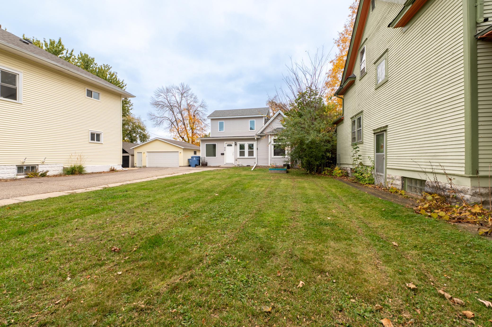 View of Residential at 406 Russell Avenue, Minneapolis MN 55405, Minneapolis (20 of 31) - Mike Wilen | Minnesota Team Real Estate