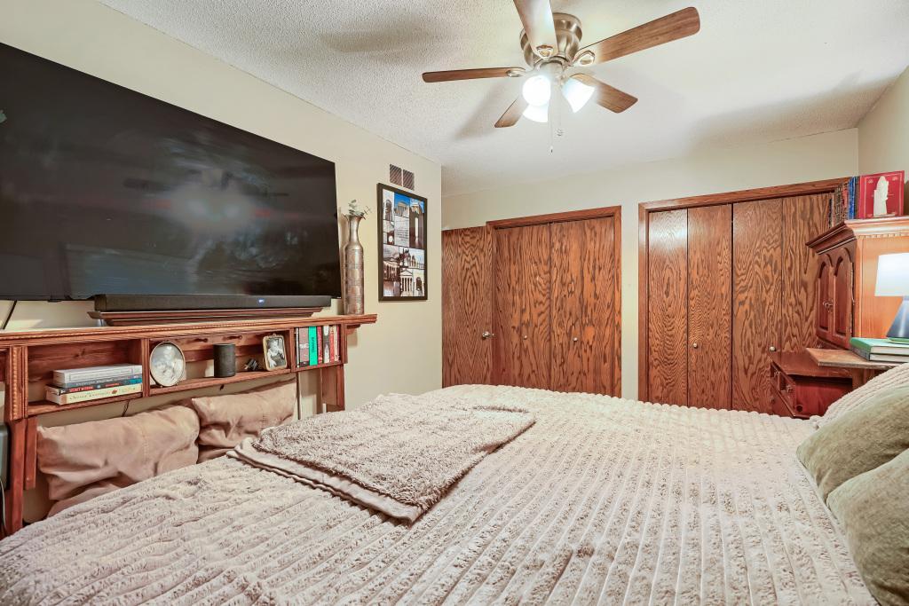 View of Residential at 5457 Horizon Drive, Fridley MN 55421, Fridley (24 of 33) - Mike Wilen | Minnesota Team Real Estate